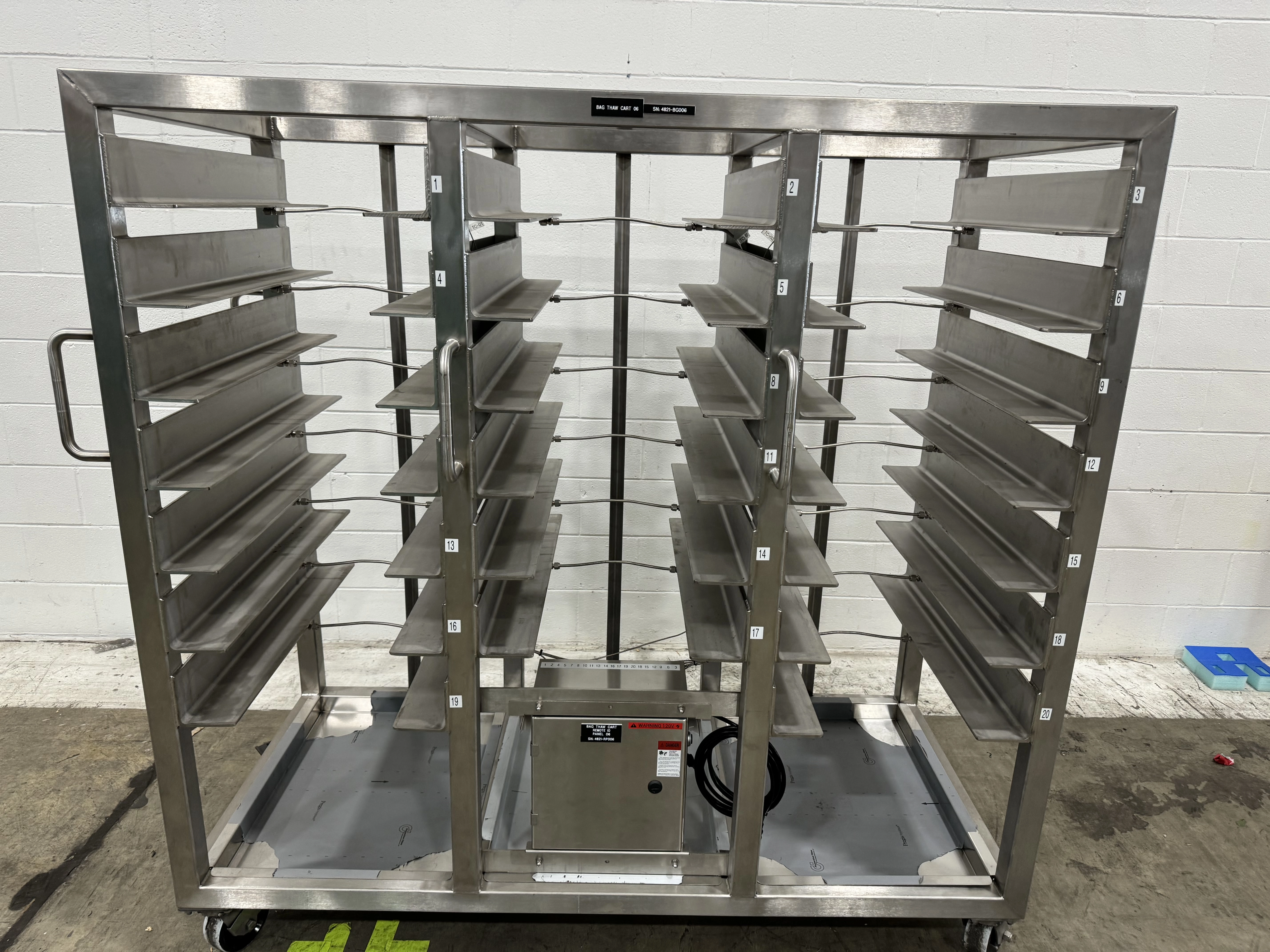 Used Bag Thaw Cart 07 - Custom Cart | REUZEit Lab Equipment - ST140995