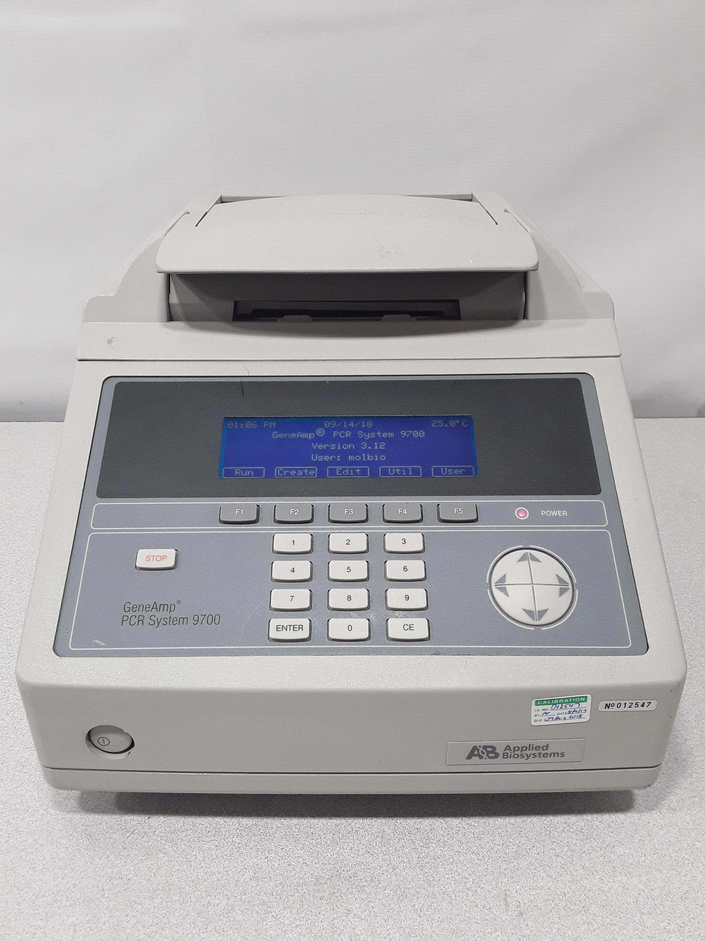 Applied Biosystems GeneAmp PCR System 9700 96-Well PCR Thermal Cycler - 3349078