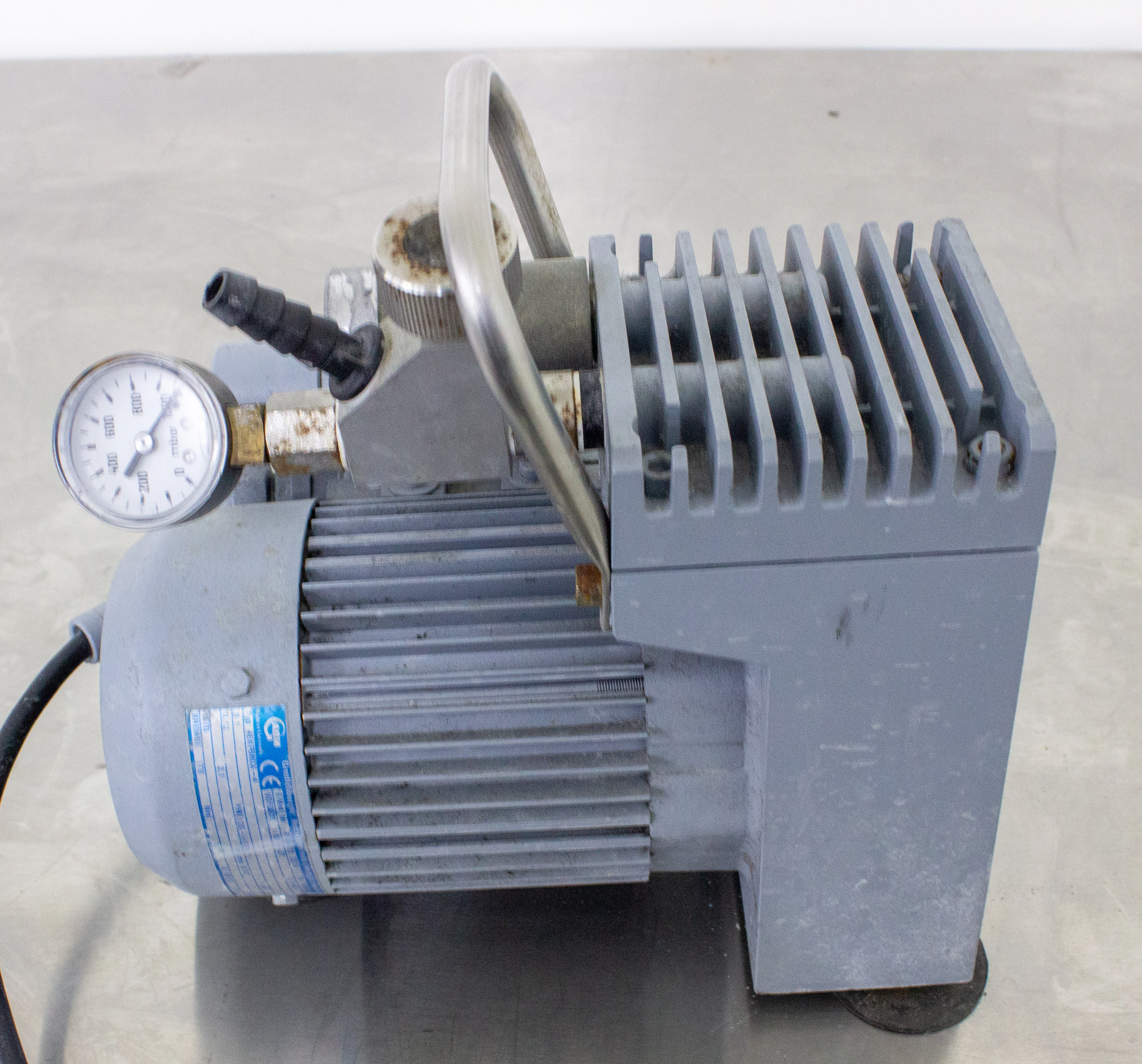 Vacuubrand ME 2SI Diaphragm Vacuum Pump, Used Lab Equipment, 30-Day Warranty - 3370550