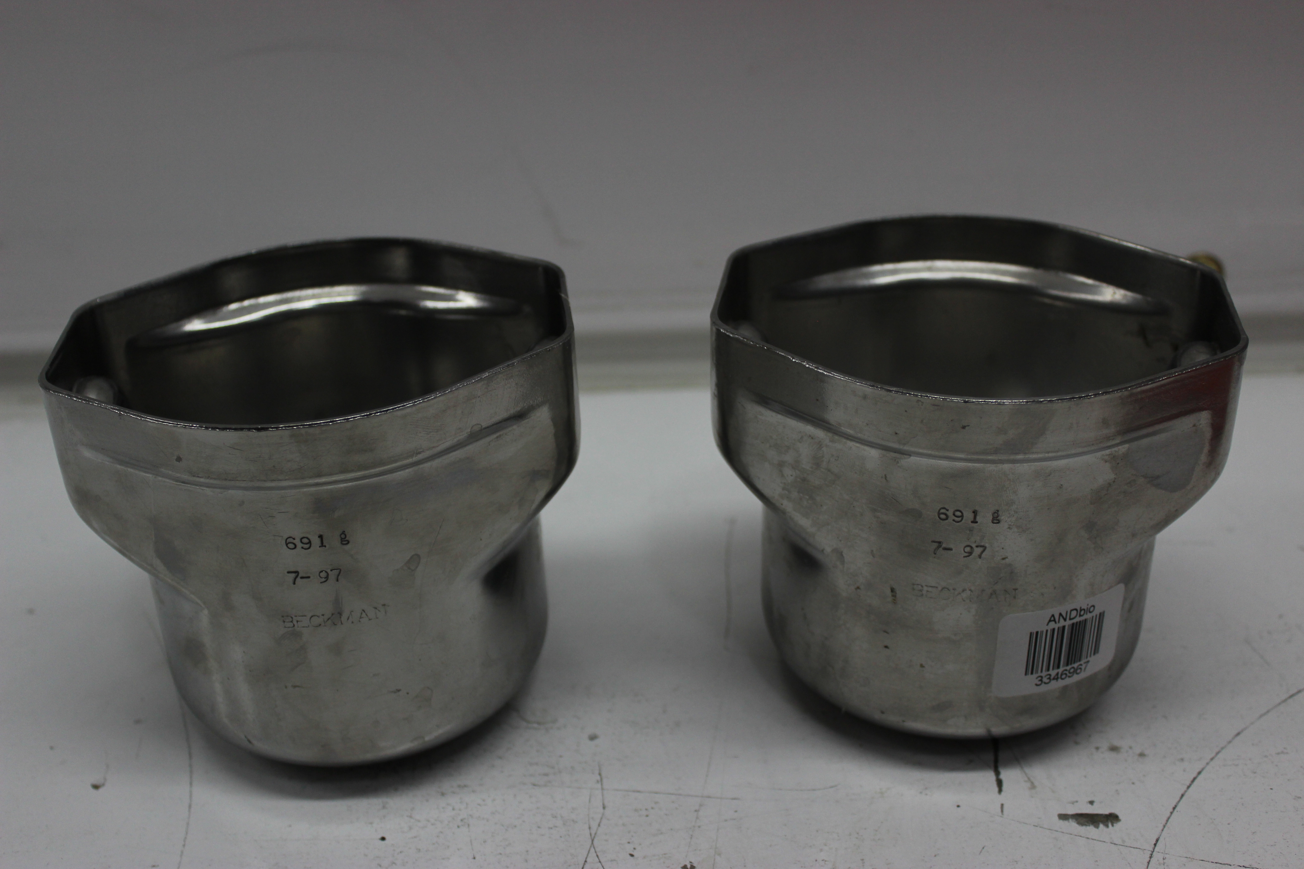 Beckman 7-97 Centrifuge Rotor Bucket Lot of 2 - 2019848971