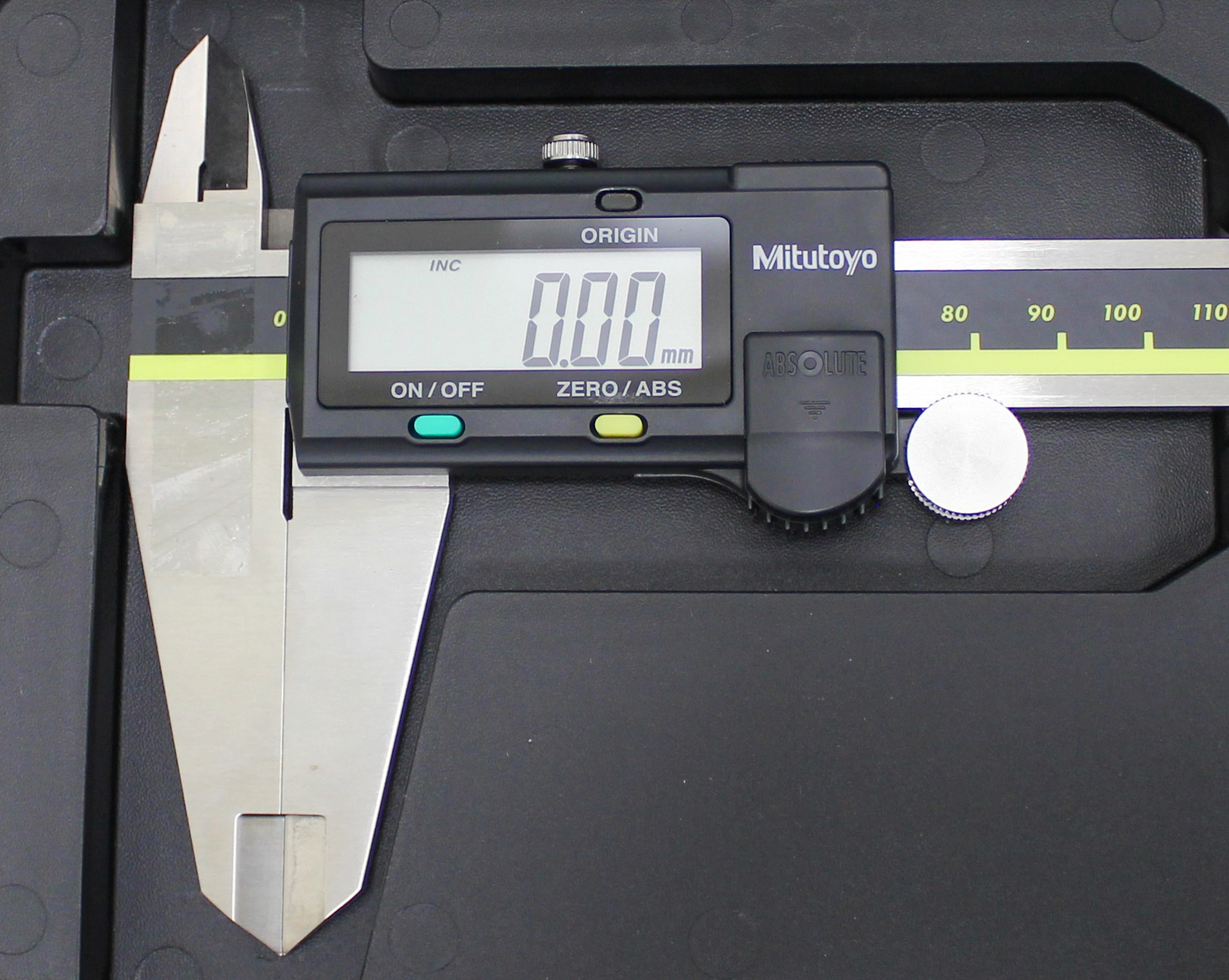 Mitutoyo ABSOLUTE Digital Caliper 500-153-30 - 3371288