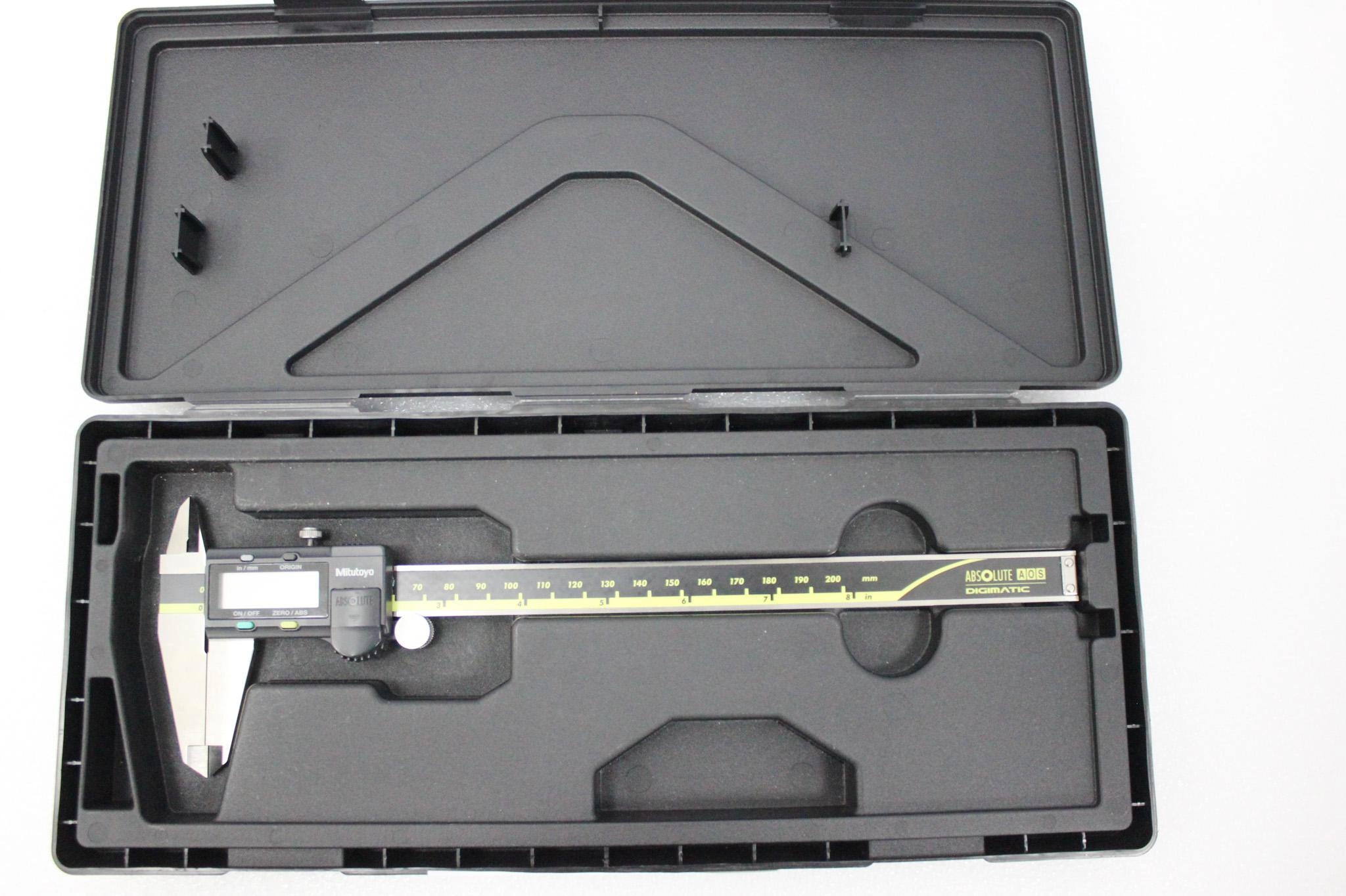 Mitutoyo ABSOLUTE digital caliper 500-152-30 with LCD Display - 2041334719