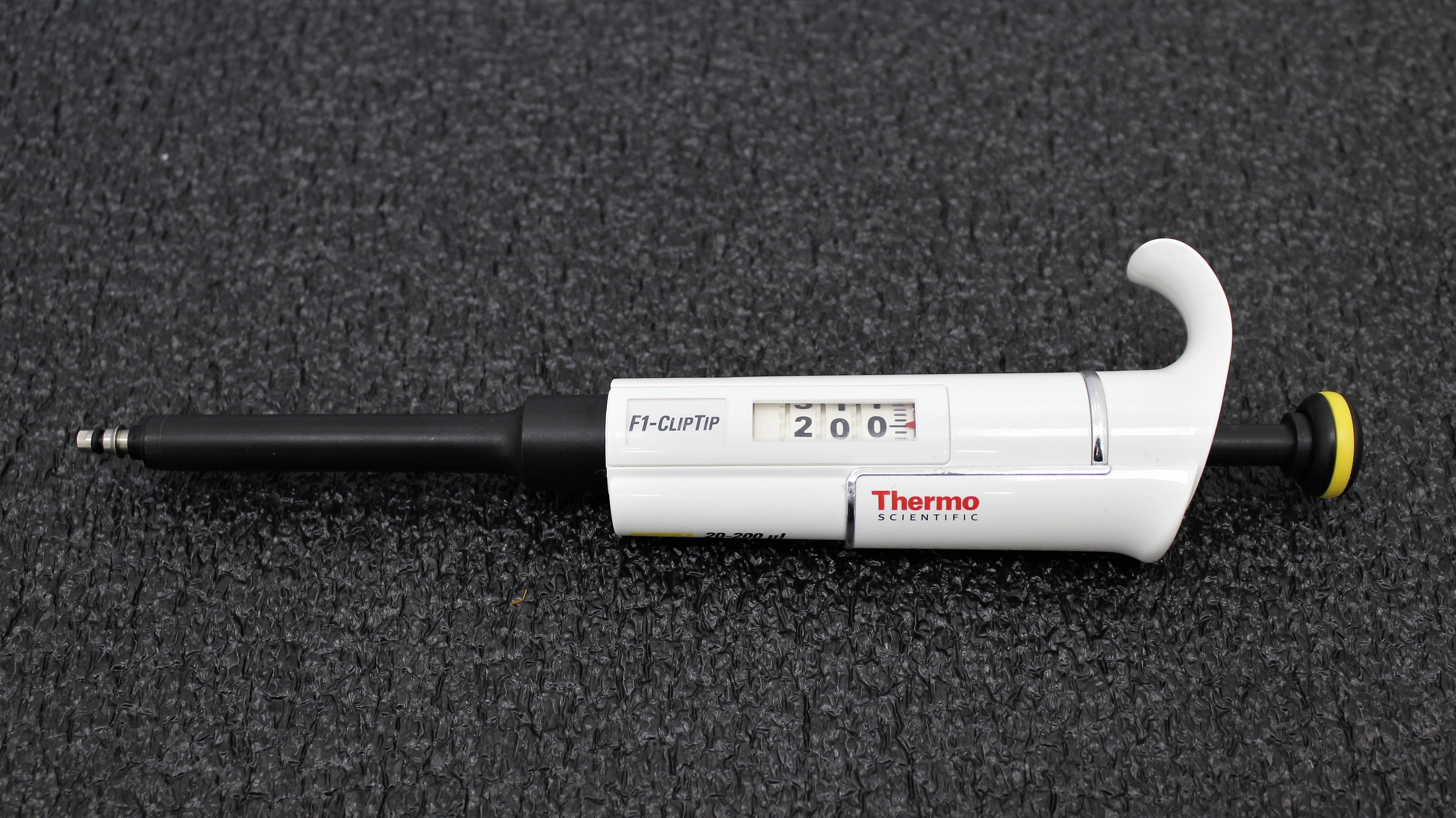 Thermo Scientific F1-ClipTip Pipette Variable Volume single channel 20 - 200 Ul - 3361498