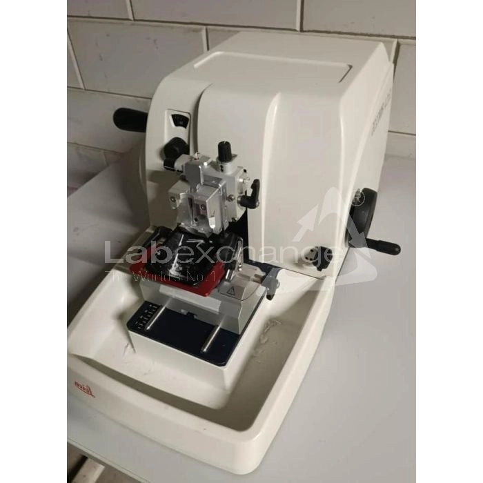 Leica RM 2235 MicrotomeLeica RM 2235 Microtome