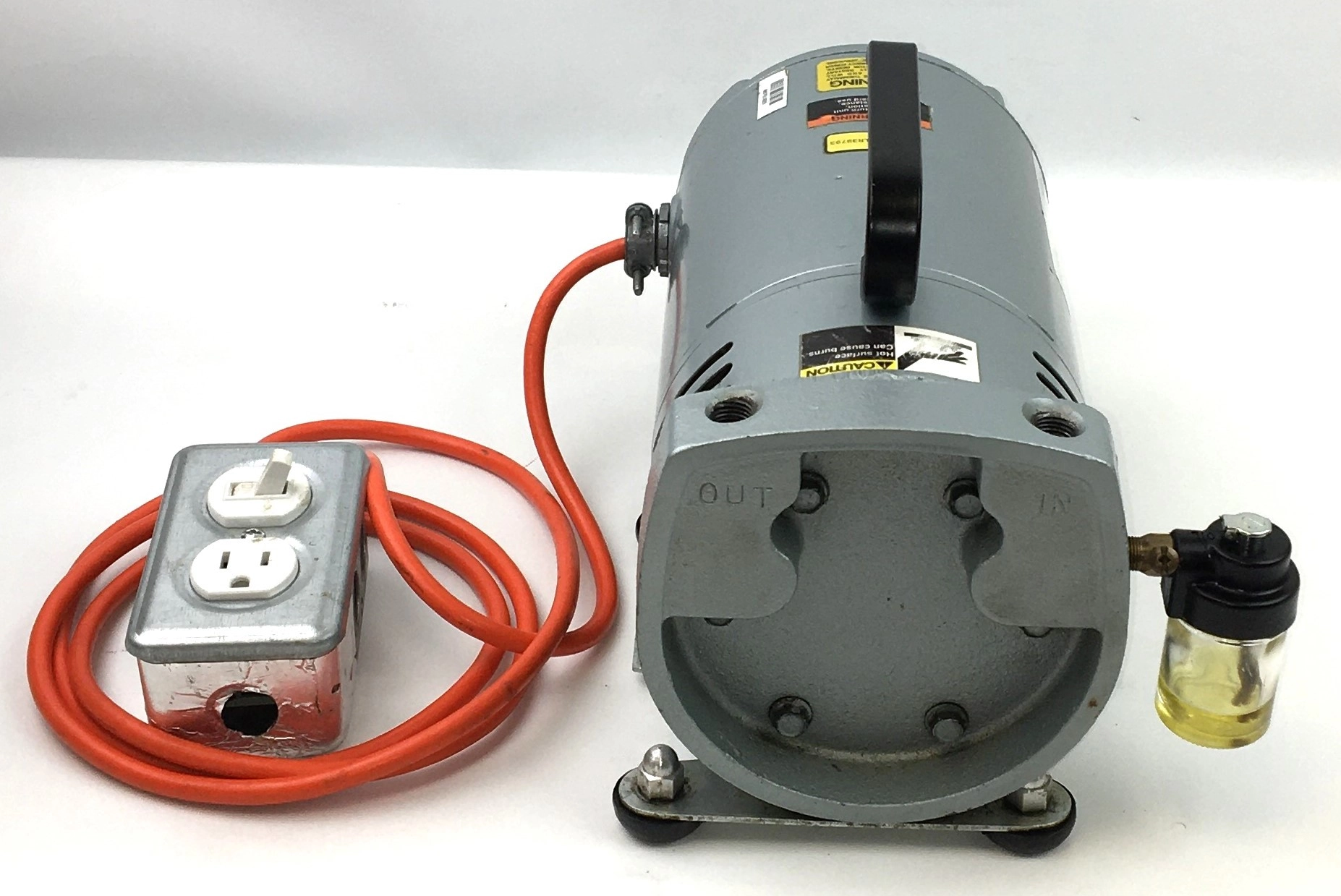 Gast 0323-G582EDX Rotary Vacuum Pump (5cfm)