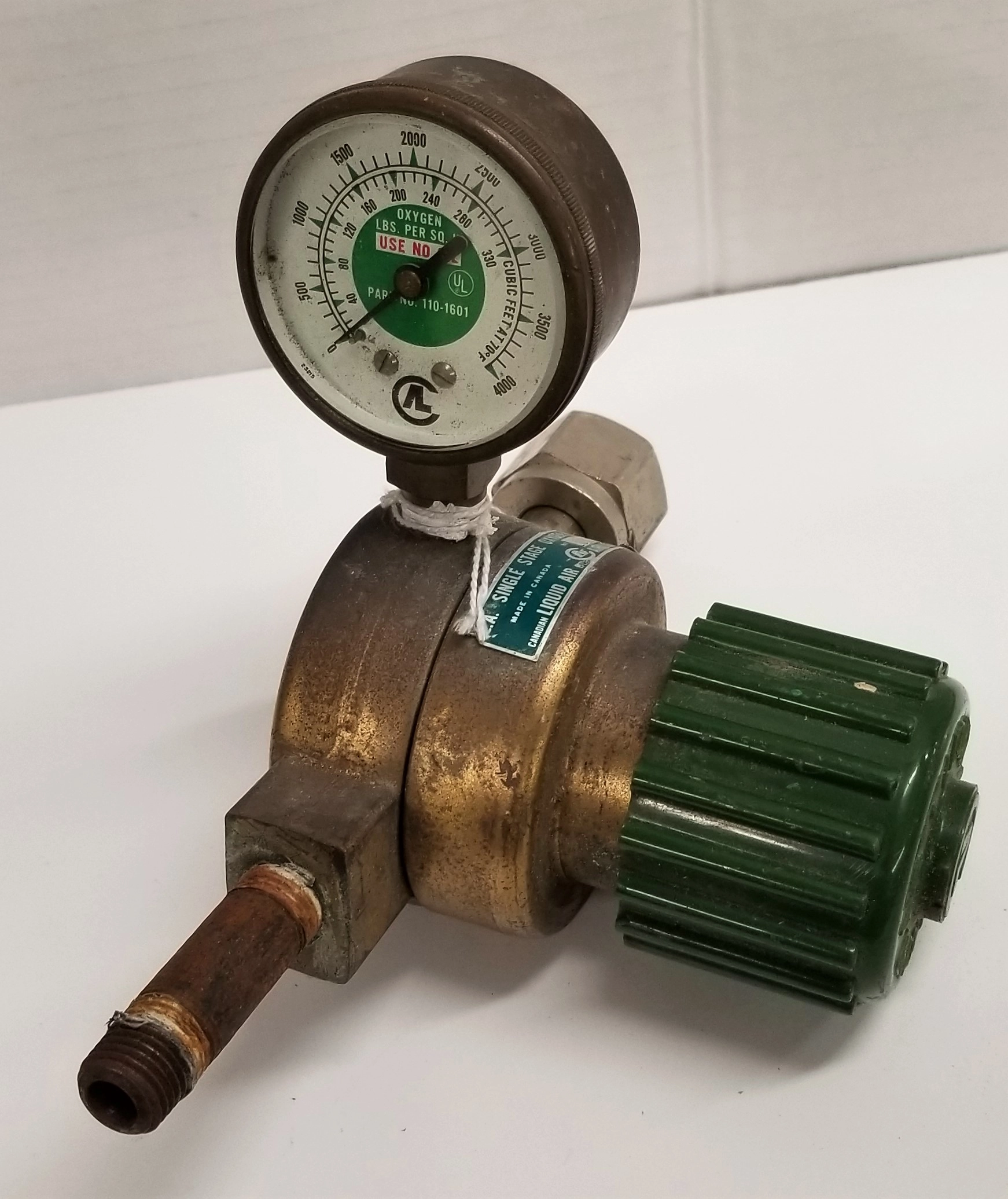 Air Liquide Single Stage Brass Oxygen Regulator - CGA 540