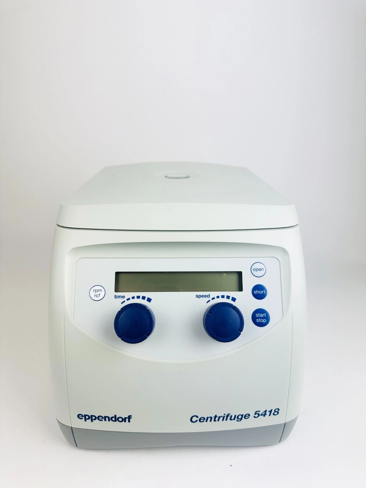 Eppendorf Centrifuge 5418