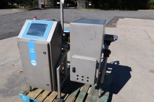 Loma LCW 3000 Inline Checkweigher, w/ Reject