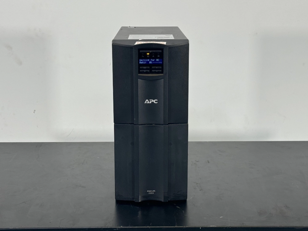 APC Smart-UPS 2200 Uninterruptible Power Supply