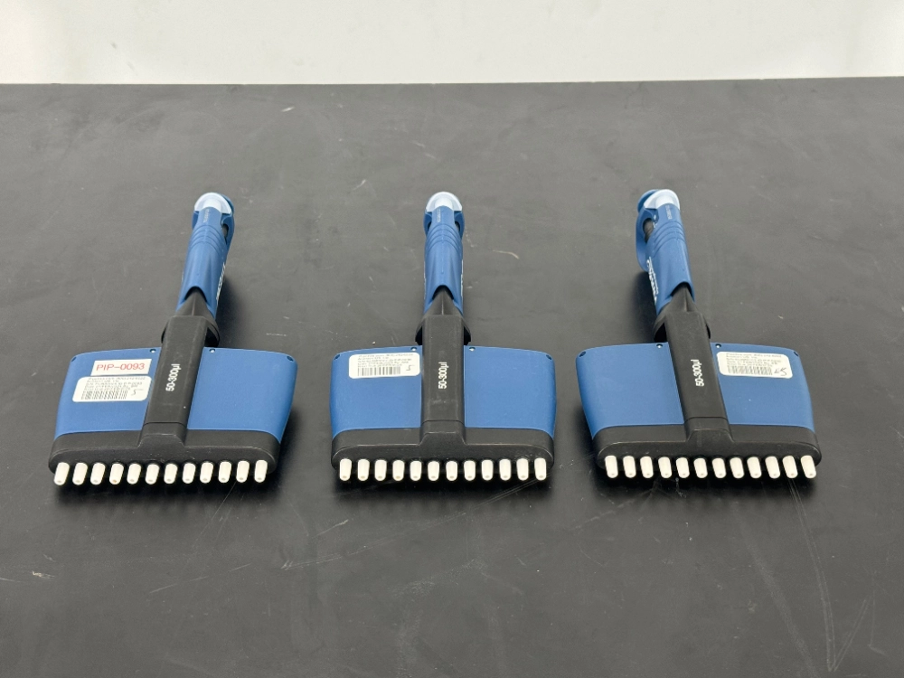 VWR 300ul Multichannel Pipettes - Quantity 3