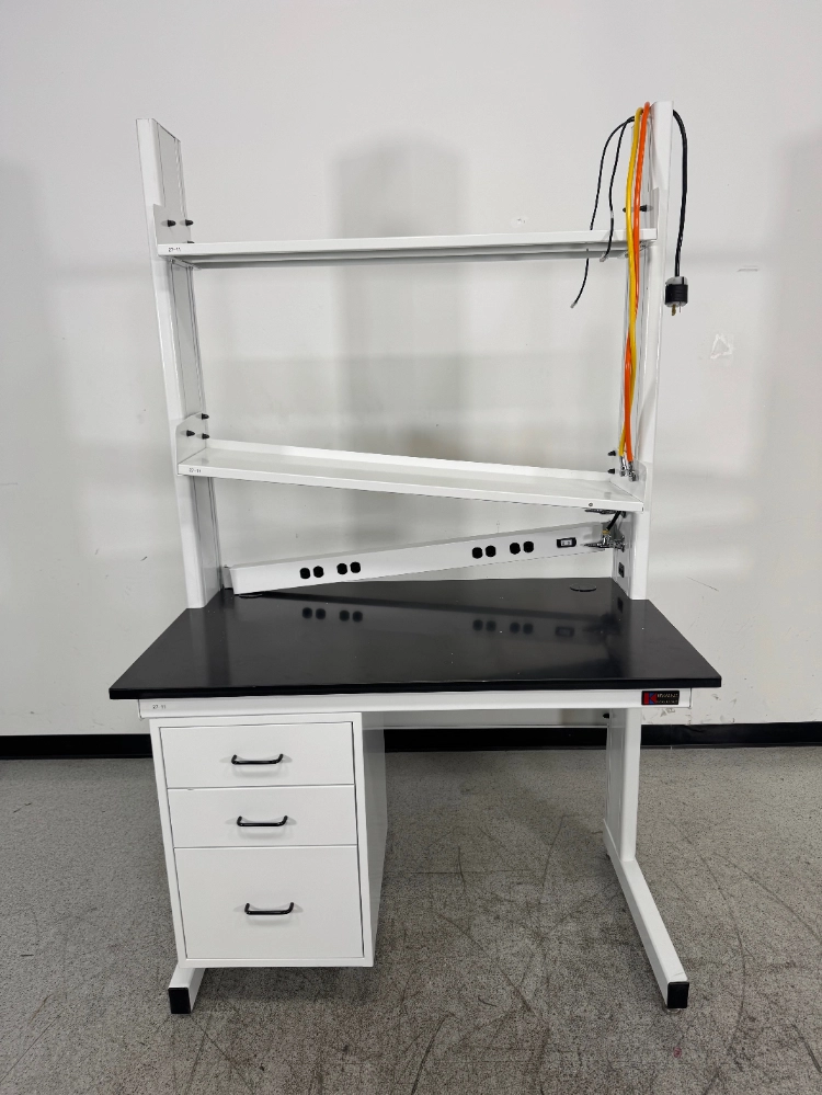 Kewaunee Evolution 4' Lab Bench