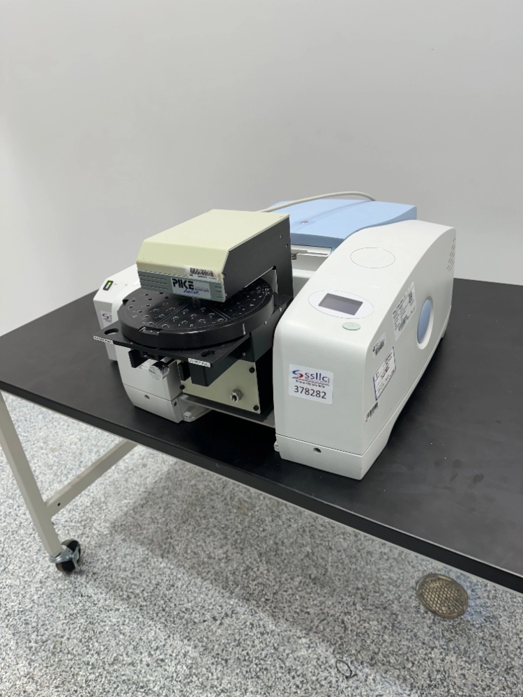 PerkinElmer Spectrum 100 FT-IR Spectrometer