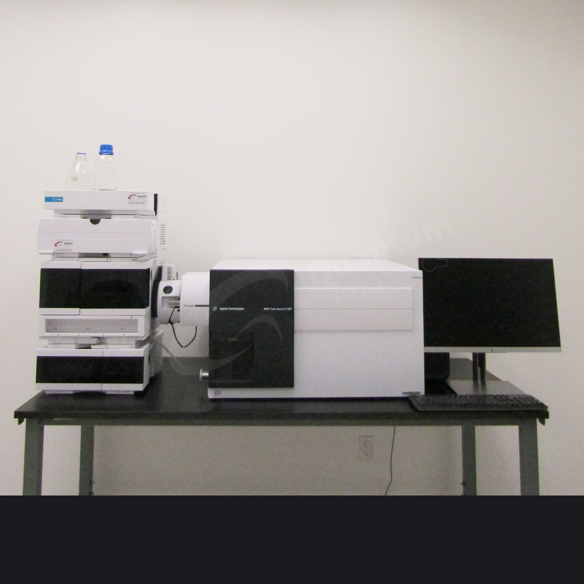 Agilent 6495 LC/MS Triple Quad with 1260 HPLC