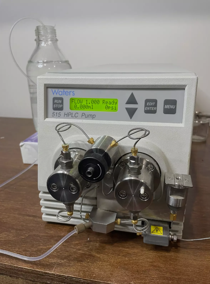 Computer controlled Waters 515 HPLC Pump, free python software