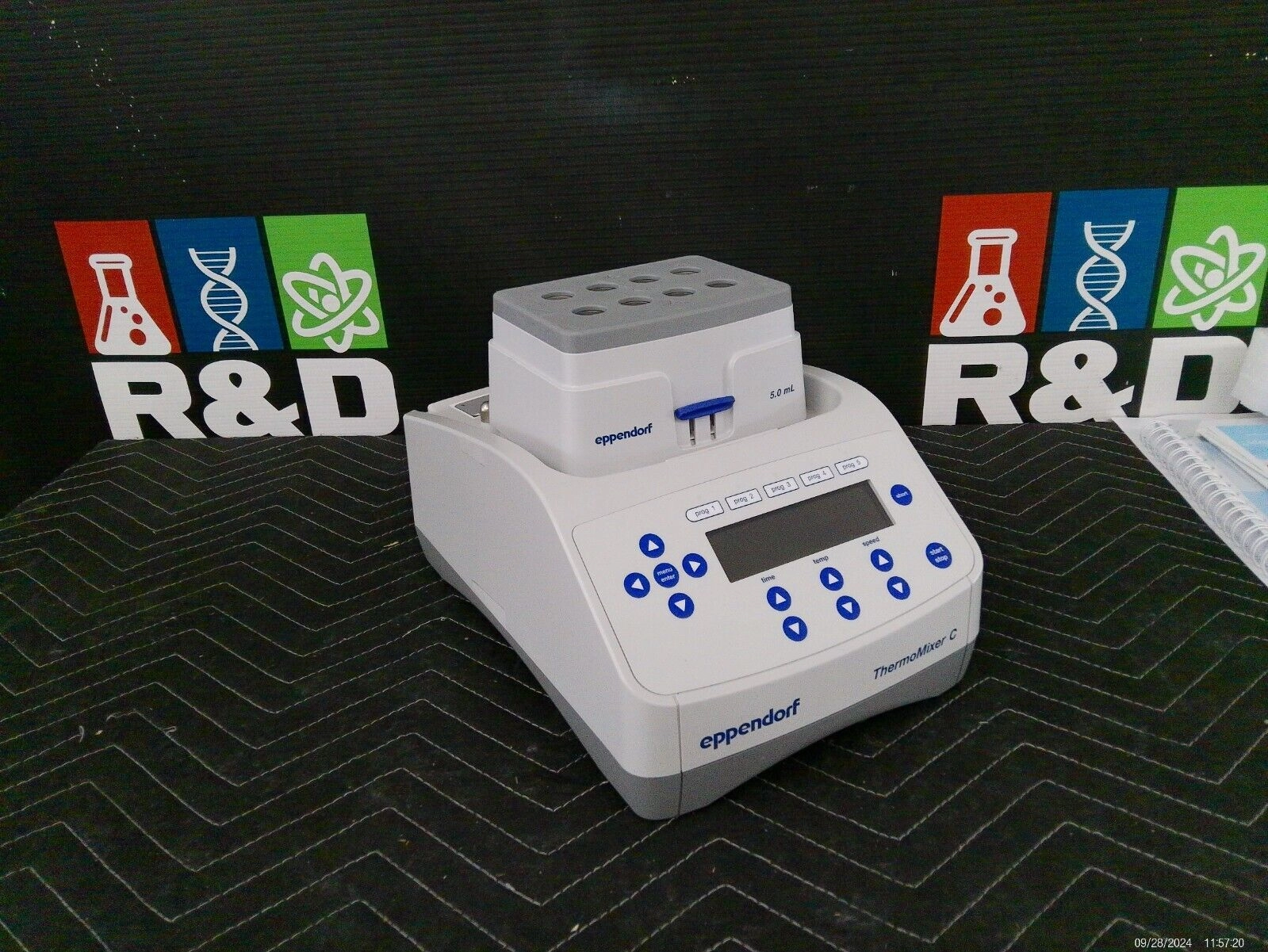 Eppendorf 5382 ThermoMixer C w/ 5.0ml Thermo Block 120v FULLY TESTED