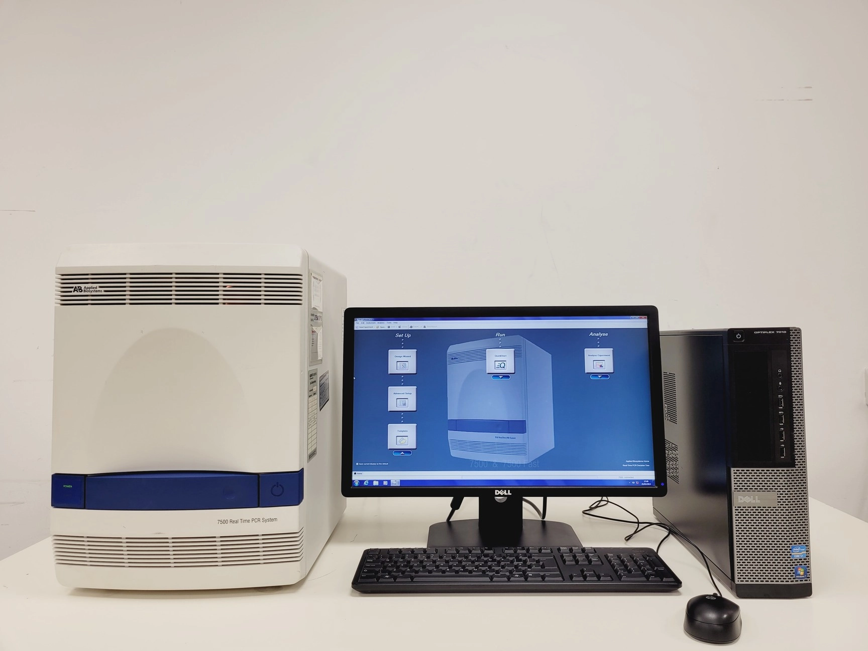 Applied Biosystems 7500 Fast Real-Time PCR System with PC &amp; Software Lab