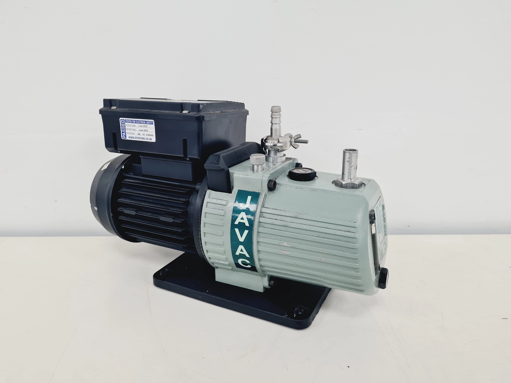 JAVAC DS40 Single Stage High Vacuum Pump, Motor Type 63 2M 33