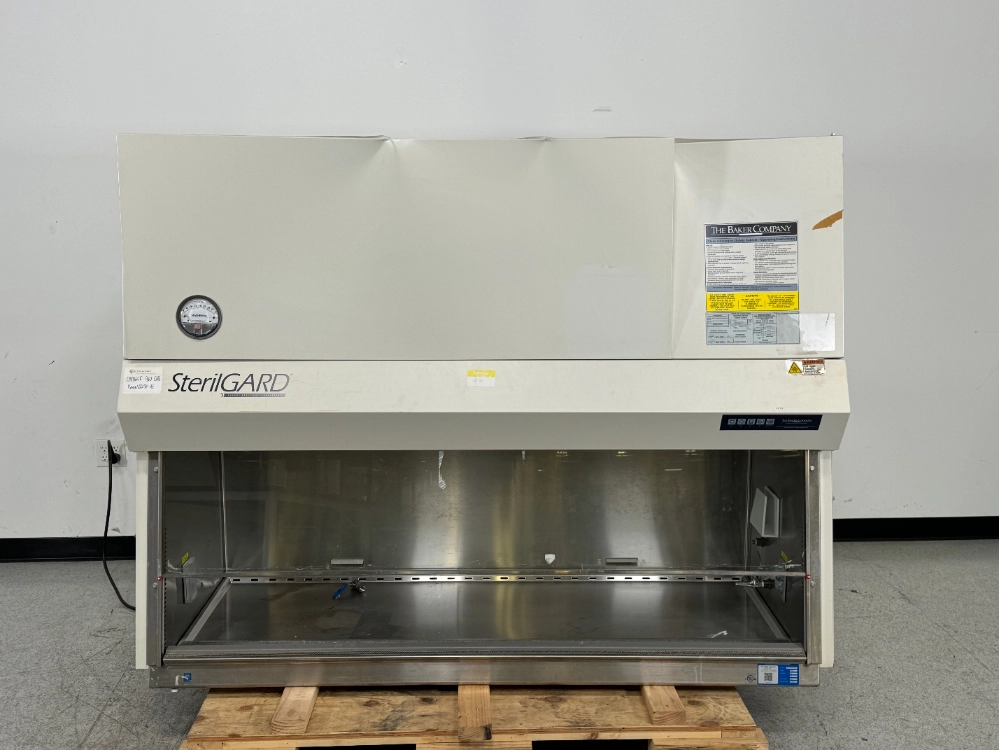 The Baker Company SterilGARD Class II Type A2 6' Bio Safety Cabinet