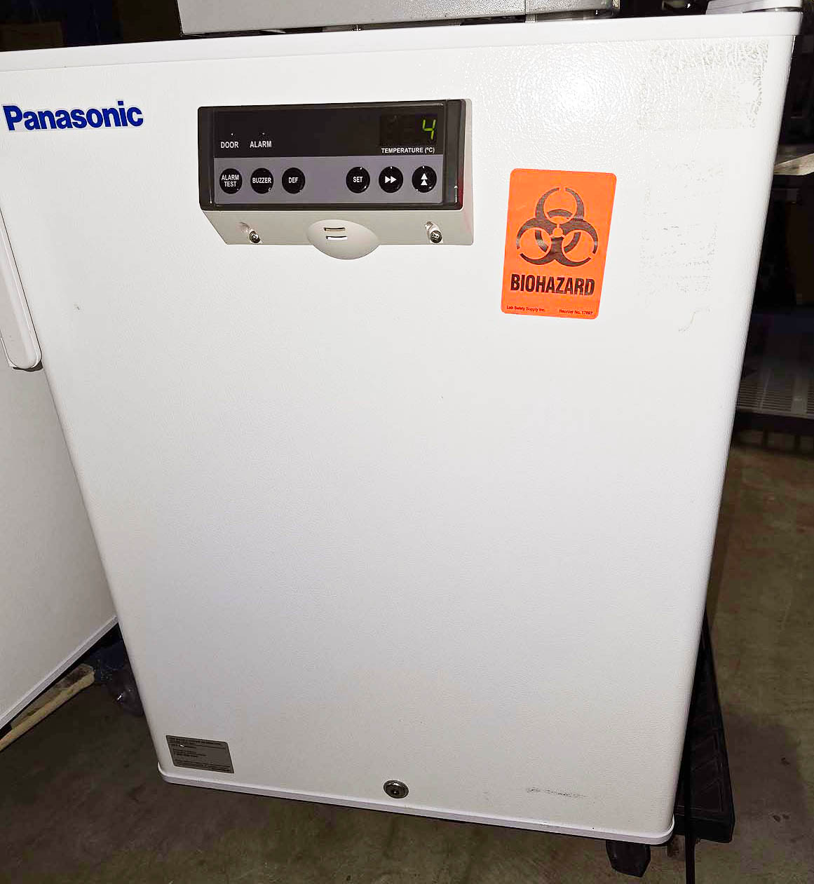 Panasonic SR-L611W undercounter laboratory refrigerator