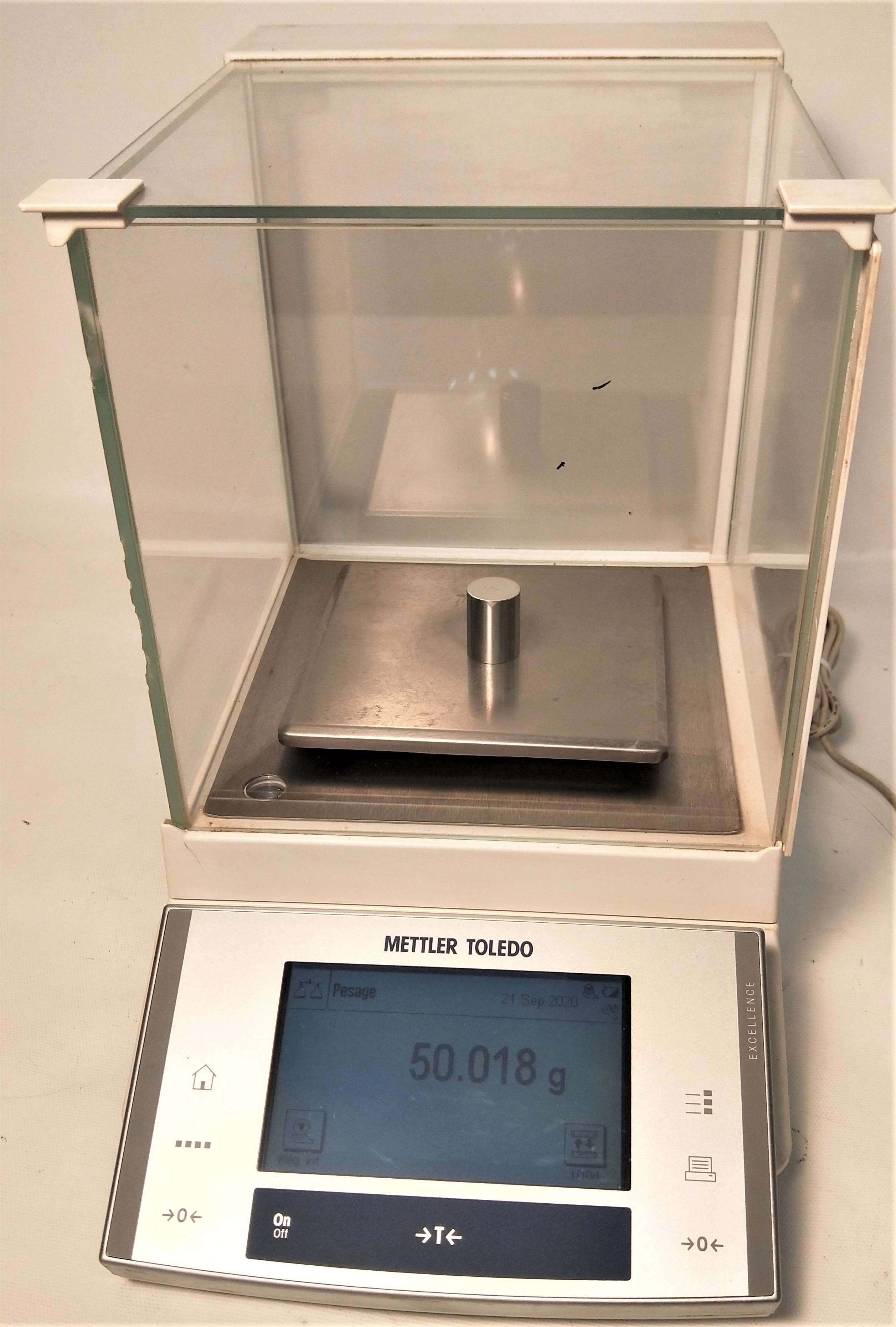 Mettler Toledo XS603SDR Delta-Range Analytical Balance (120g x 0.0001g / 610g x 0.001g)