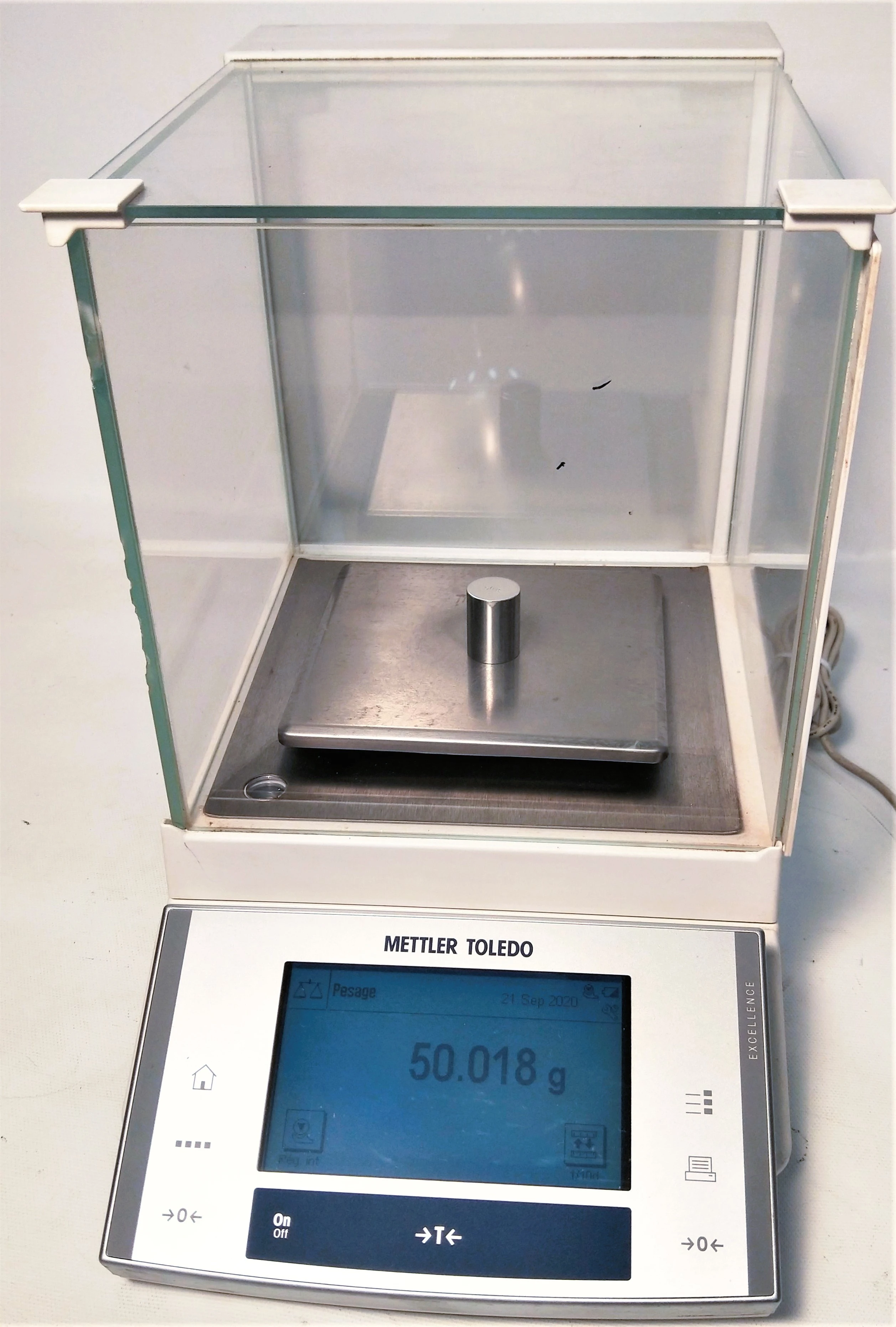 Mettler Toledo XS603SDR Delta-Range Analytical Balance (120g x 0.0001g / 610g x 0.001g)