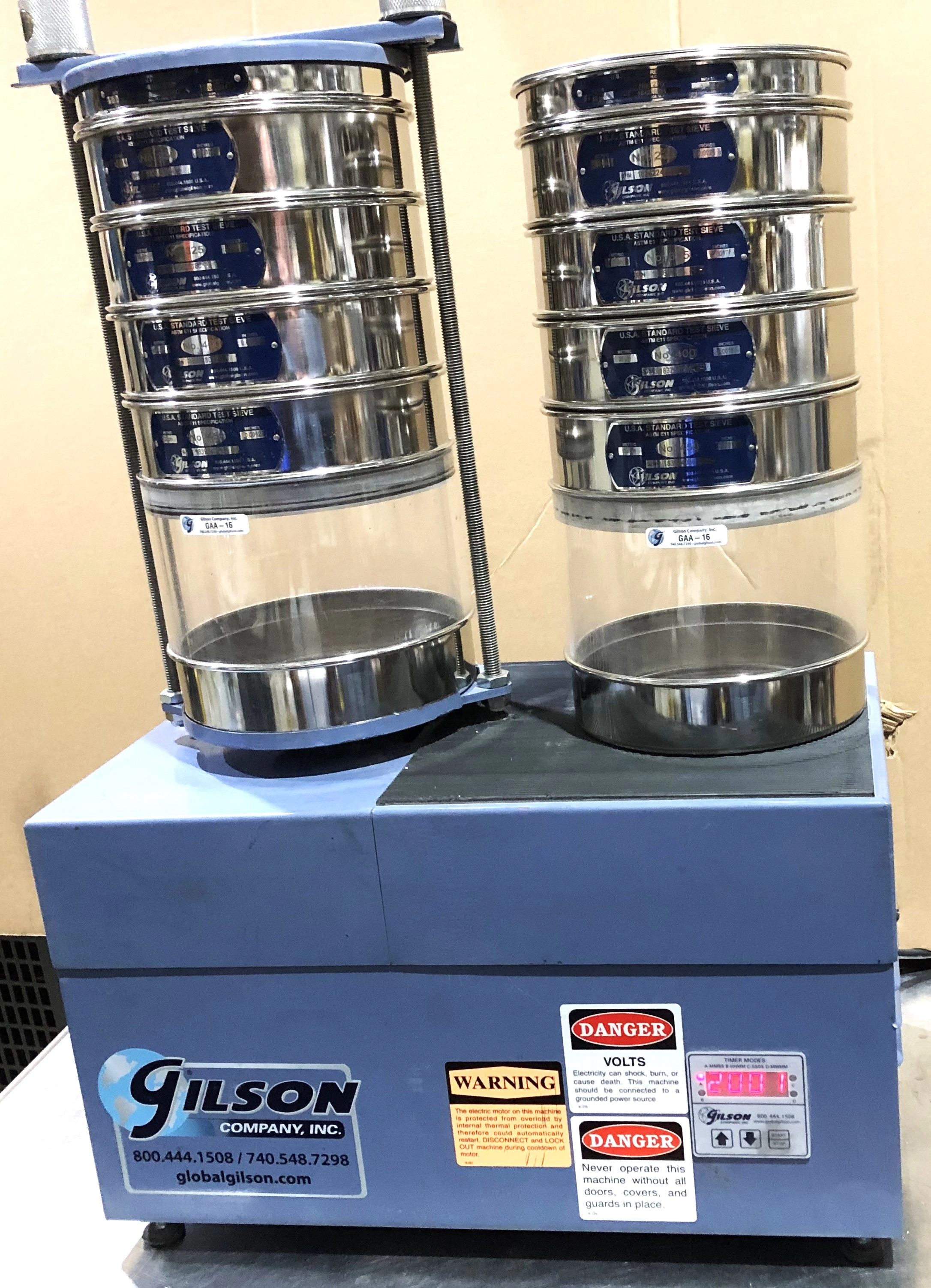 Gilson SS-8R Tapping Sieve Shaker with Stainless-Steel Sieves