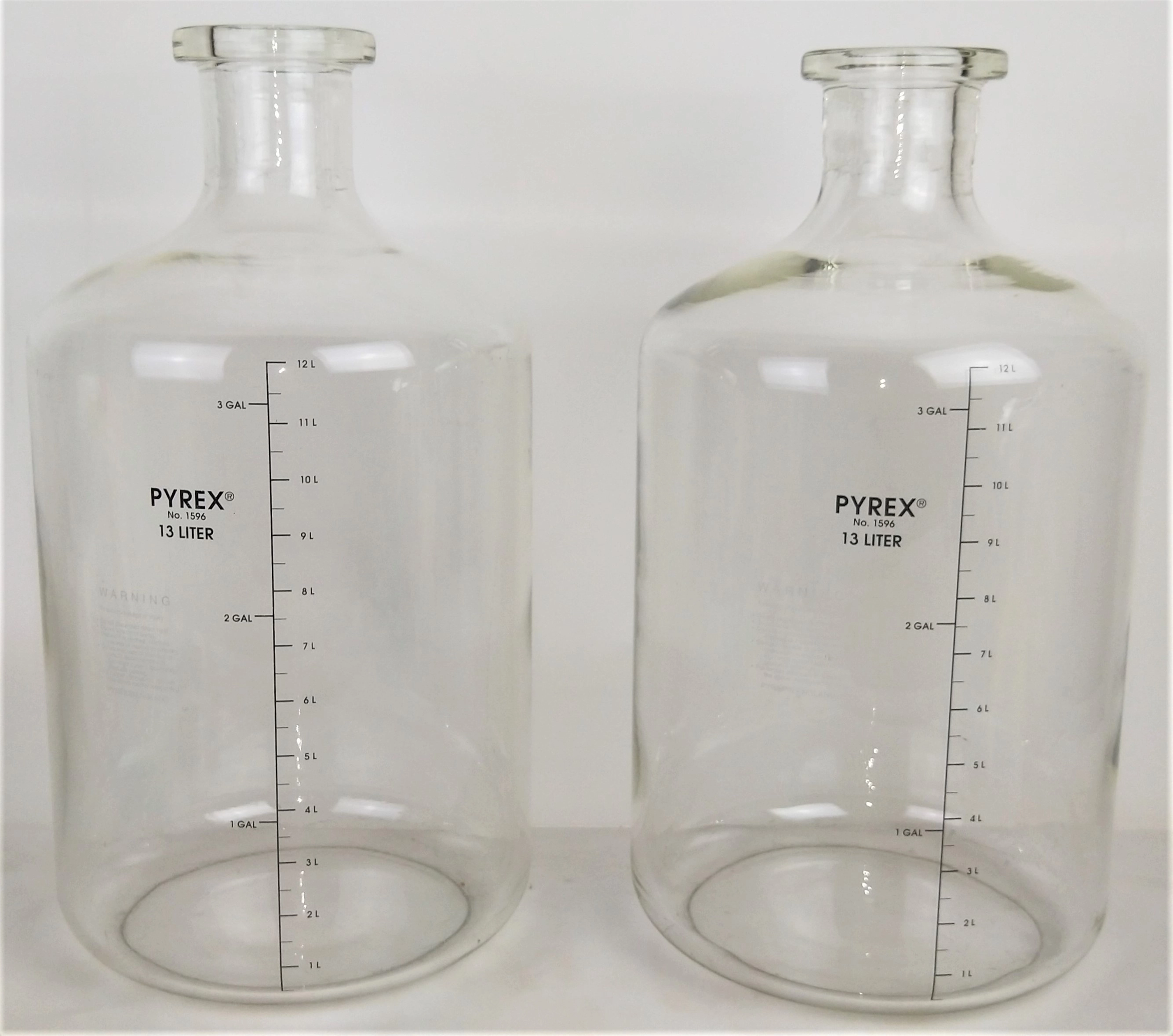 Corning PYREX 1596-13L Carboy Solution Bottle - 13.25L