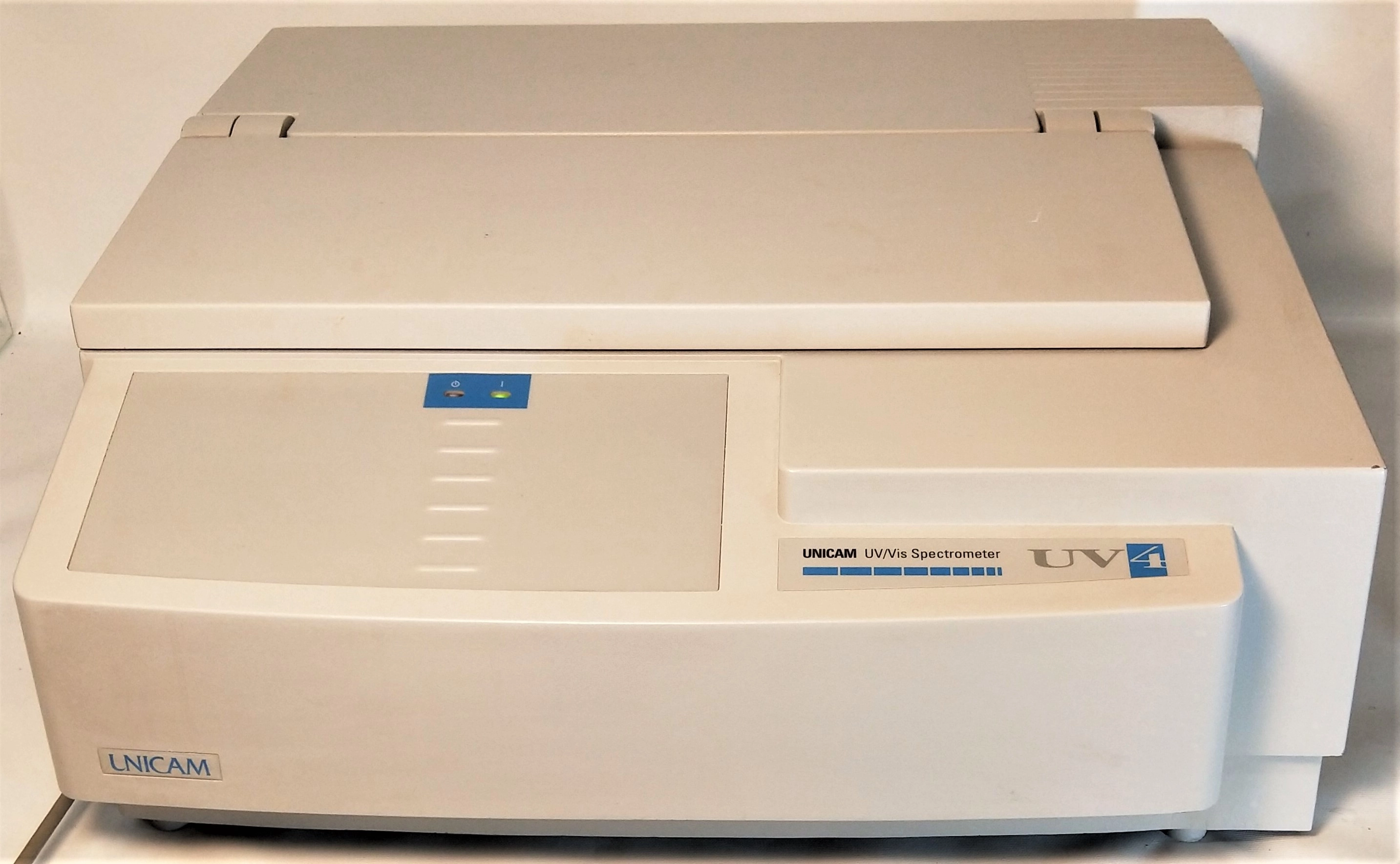 ATi Unicam UV4-200 UV-Visible Spectrophotometer (190 to 900nm) - FOR PARTS