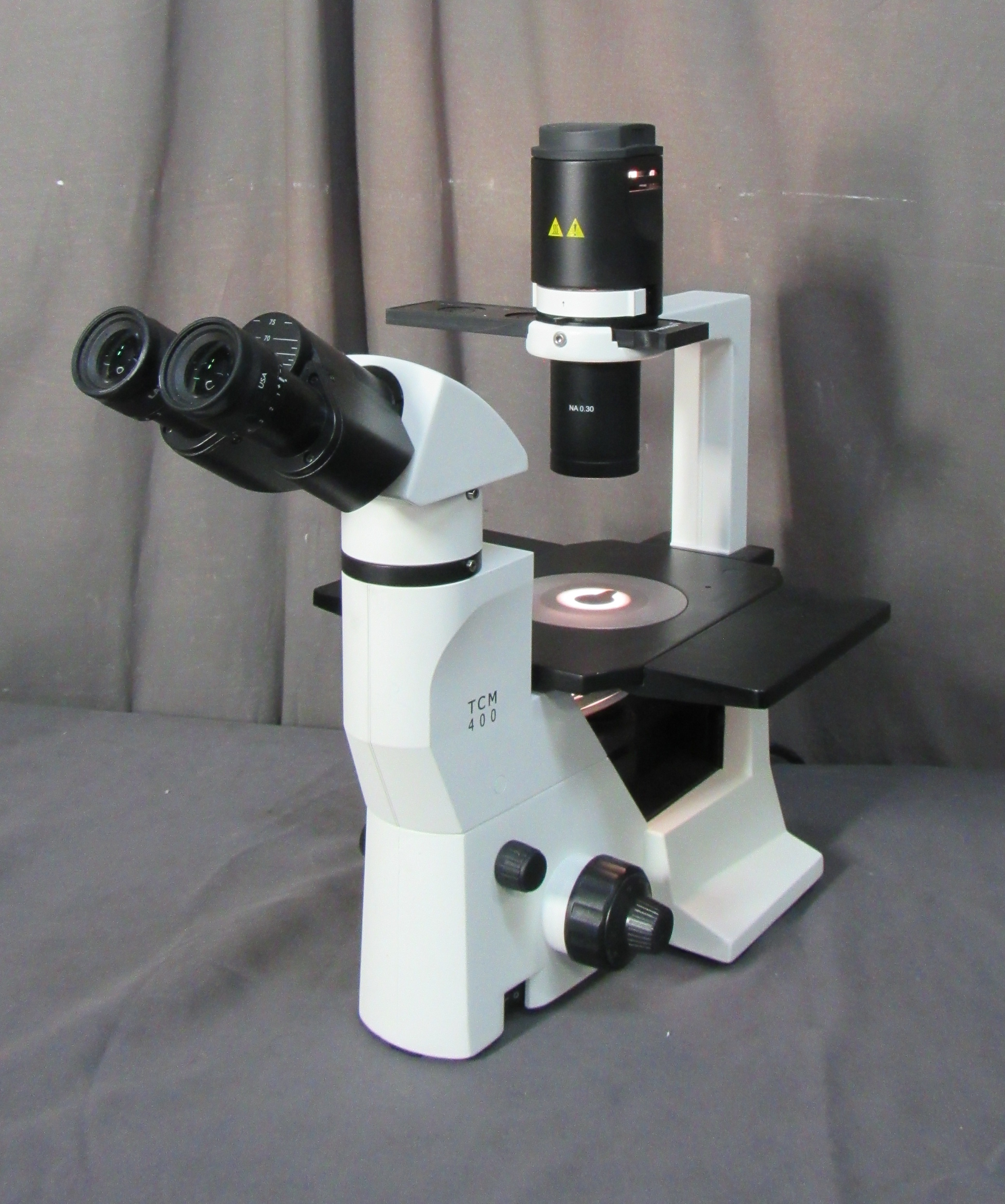 Labomed TCM 400 Inverted Phase Contrast Microscope with 3 Objectives