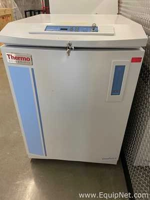 Lot 331 Listing# 1022074 Thermo Fisher Scientific 7402 CryoPlus 2 Liquid Nitrogen Storage Freezer