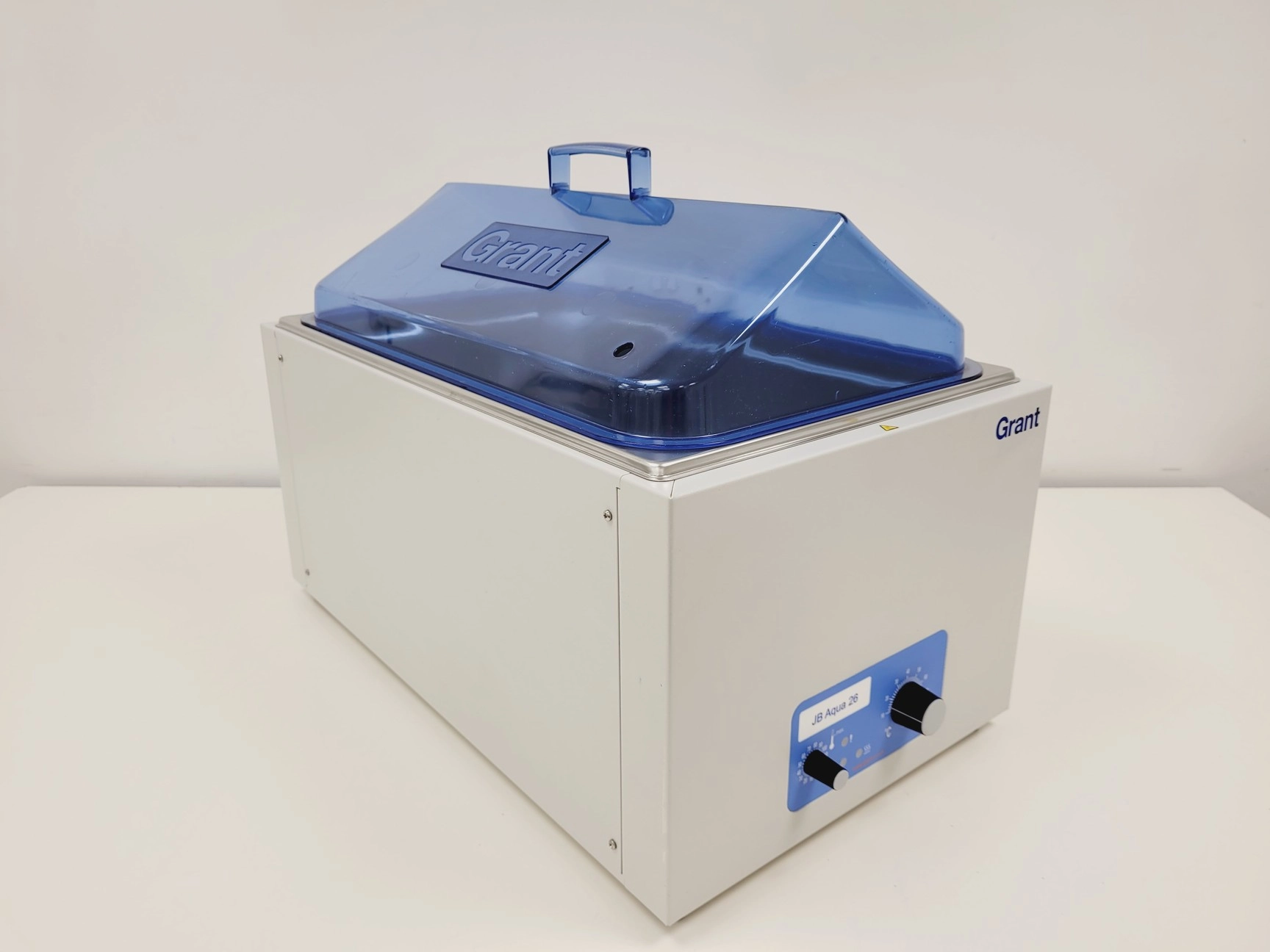 Grant JB Aqua 26 Water Bath 26 Litre Lab