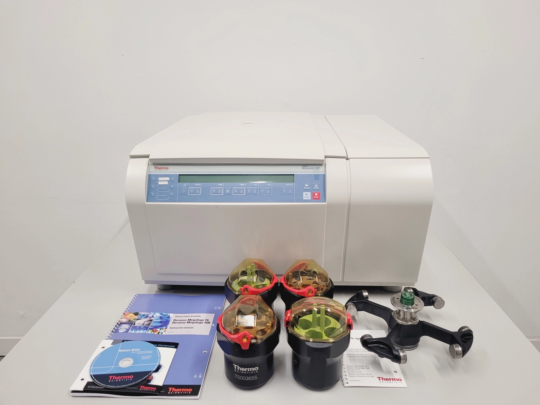 Thermo Scientific Heraeus Megafuge 16R Centrifuge