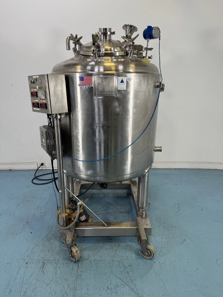 Precision Stainless 900 Liter Stainless Steel Reactor