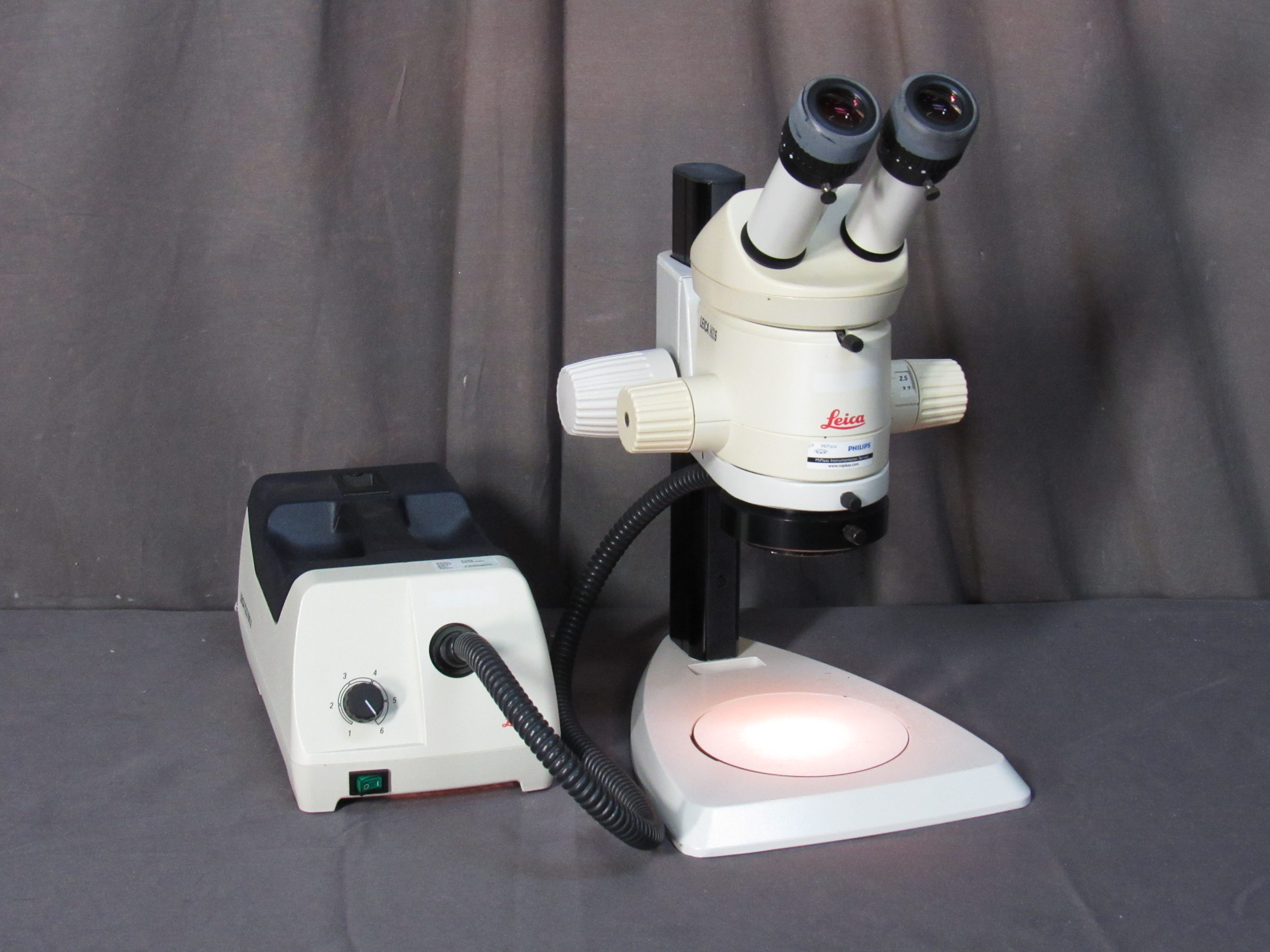 LEICA MZ6 0.63-4.0X Zoom Microscope W/ Stand, Ring-Light, CLS 100X Light Source #40833