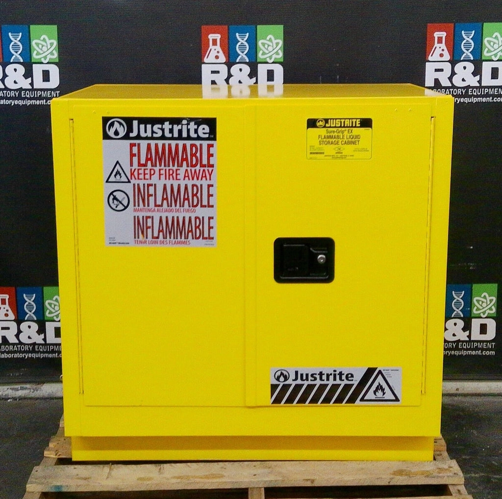 Justrite 892320 Flammable Storage Cabinet Self Closing Doors 22 Gal