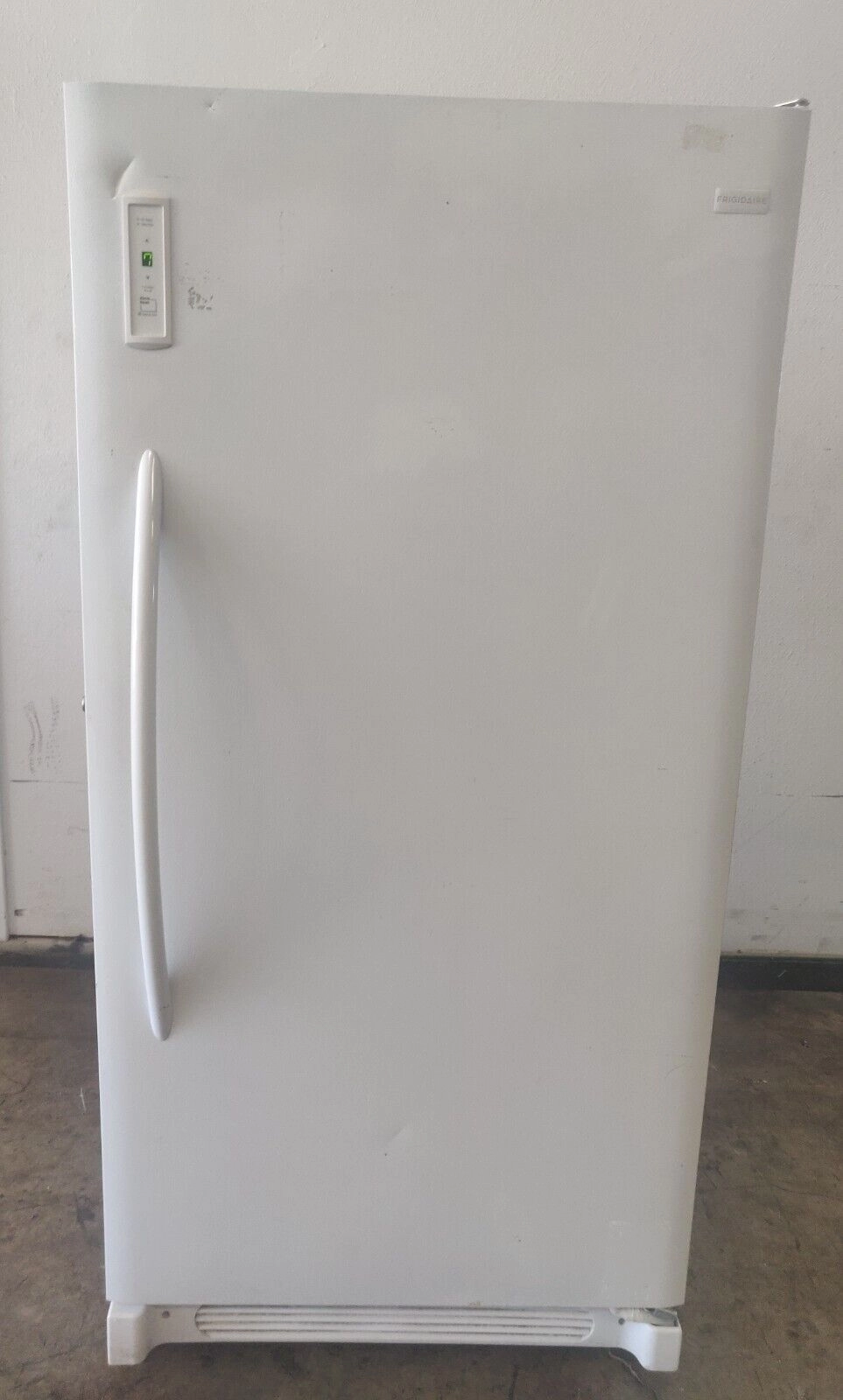 Frigidaire FFU17F5HWG -20 C Freezer 17Cf, 120V, FULLY TESTED