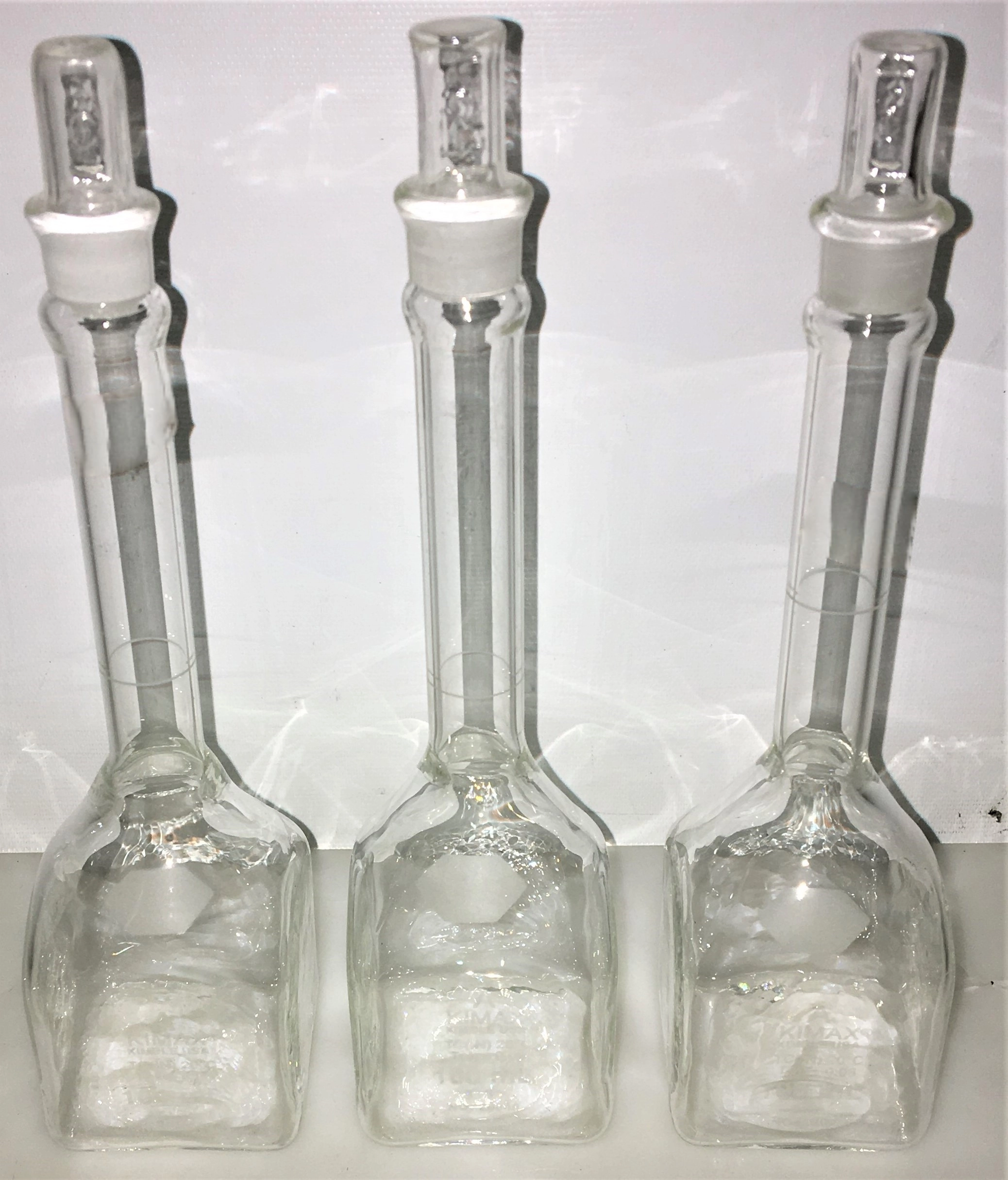 Kimble 28040-100 KIMAX Class A Square 100mL Volumetric Flask