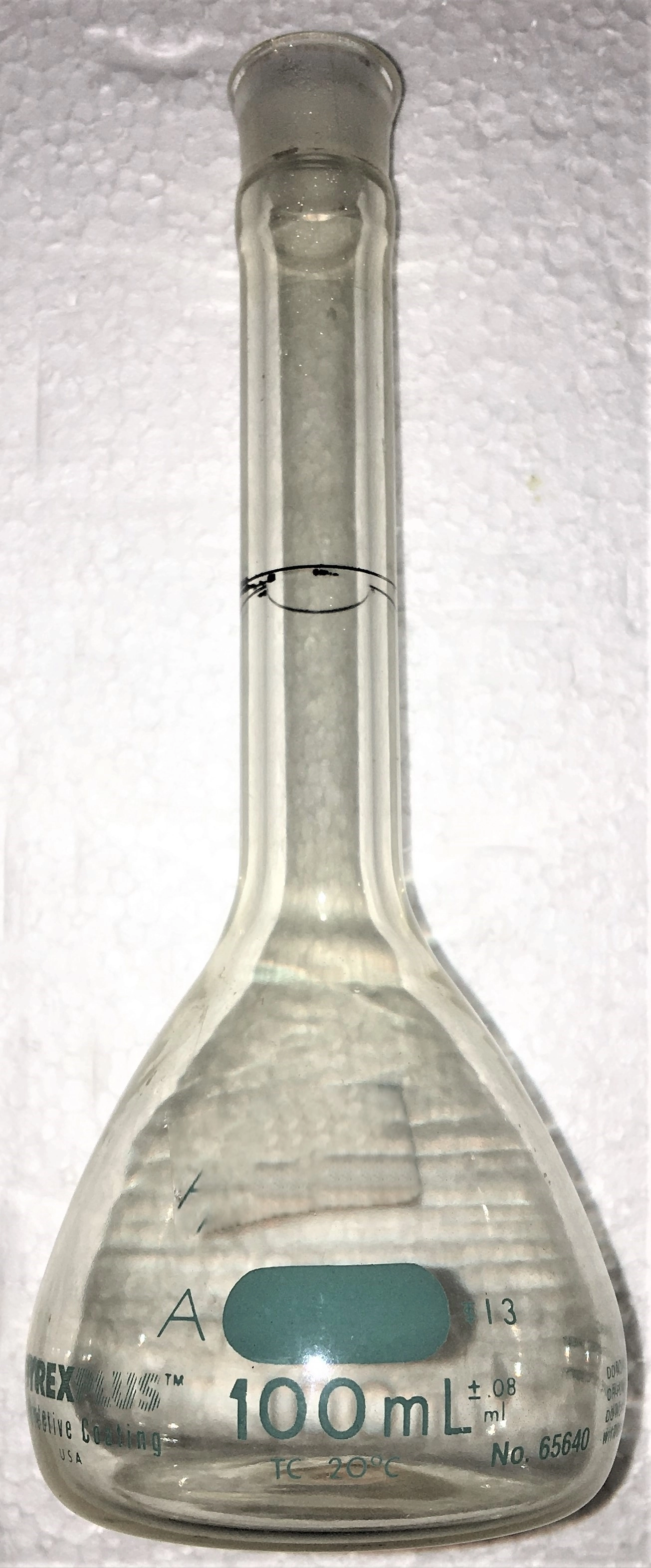 Corning PYREXPlus 65640-100 Class A Coated 100mL Volumetric Flask