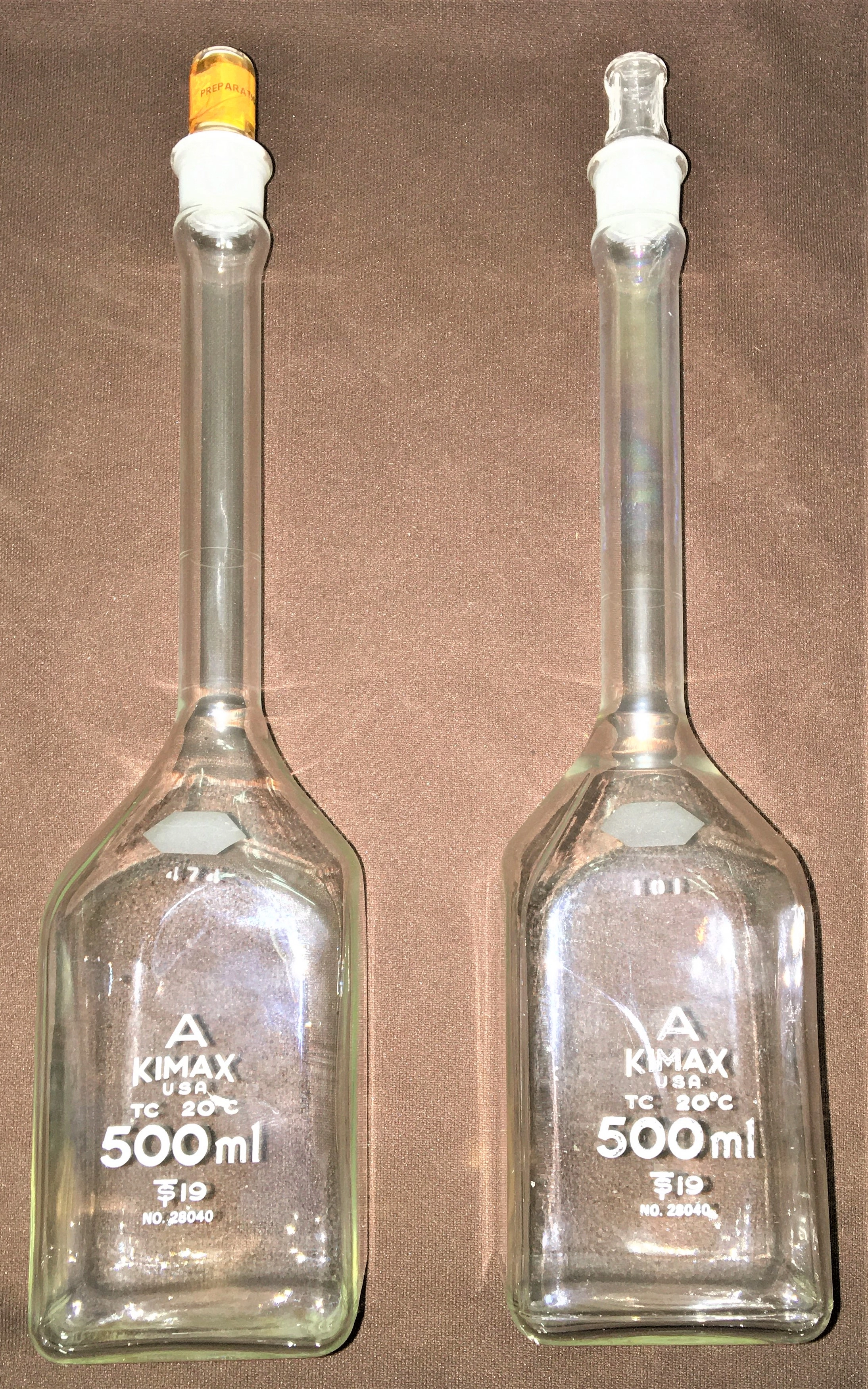 Kimble 28040-500 KIMAX Class A Square 500mL Volumetric Flask