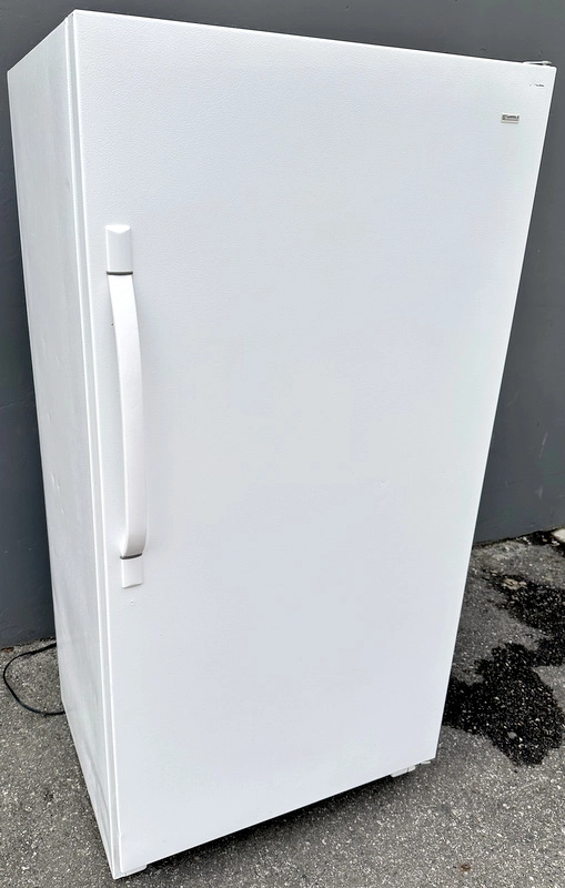 253.60721008 Laboratory Refrigerator