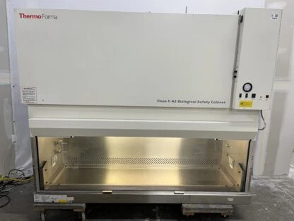 Thermo Forma 1286 6&prime; BSC Class II A2