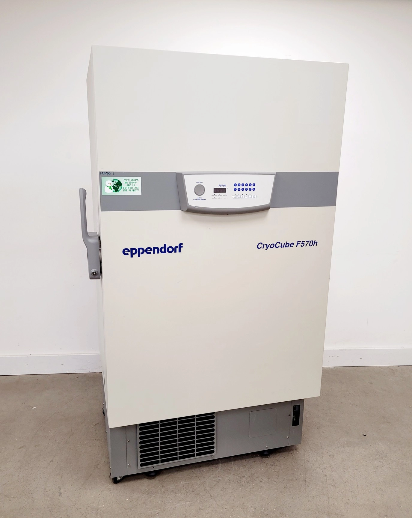 Eppendorf CryoCube F570h -86 Ultra Low Temperature Freezer Lab