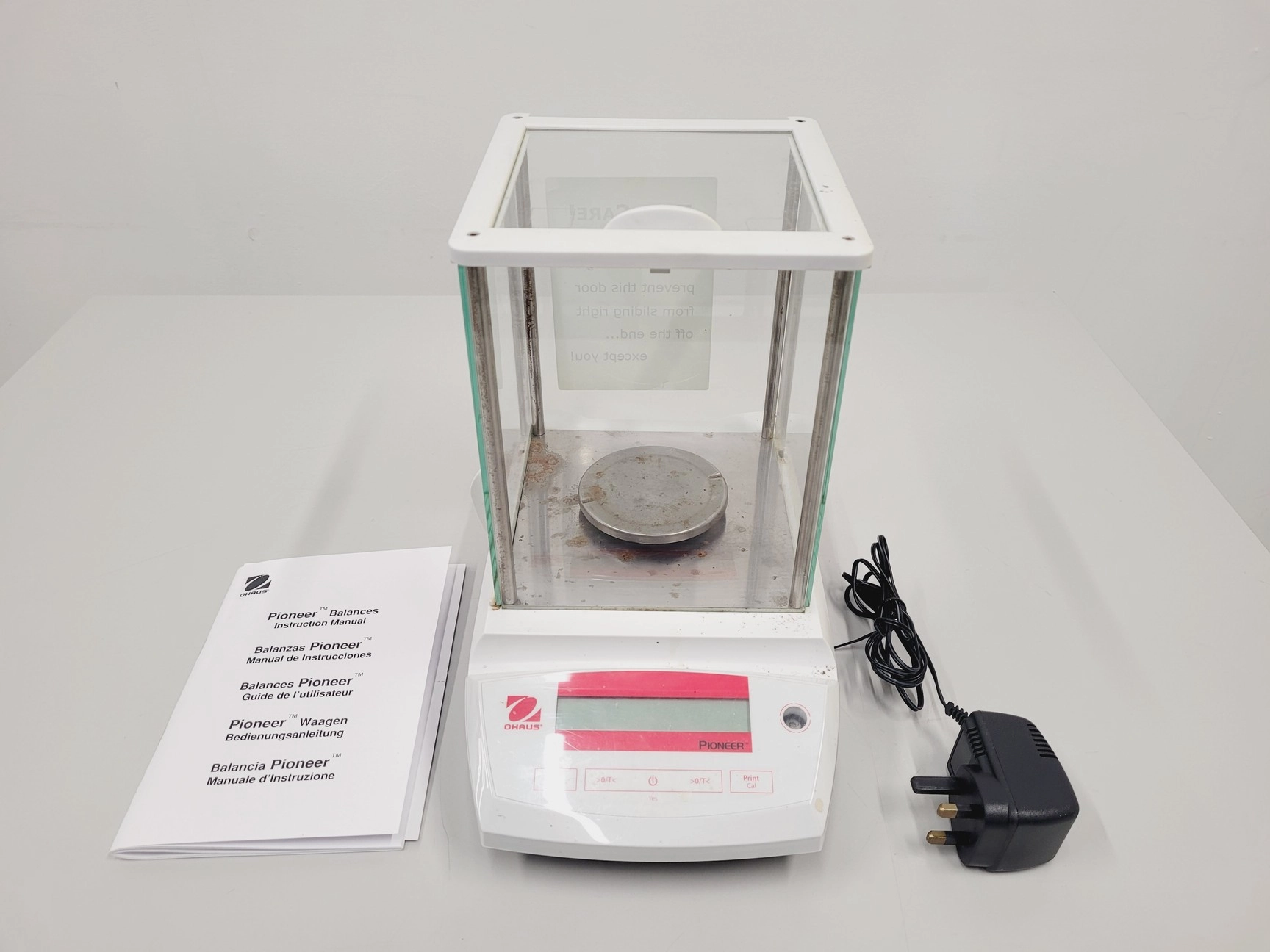 Ohaus Pioneer PA214 Analytical Balance Laboratory Scales