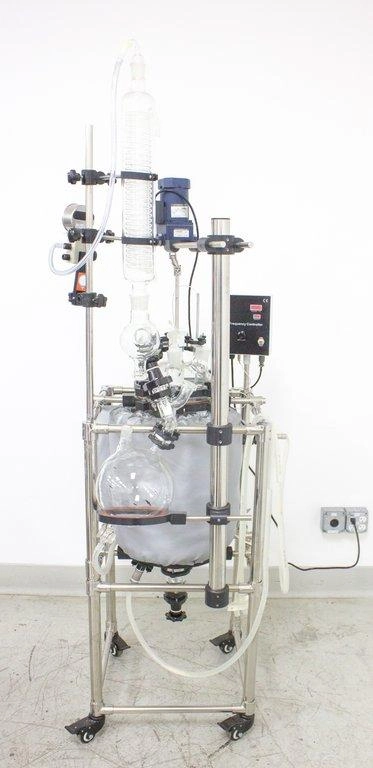 20L Jacketed Glass Reaction Vessel with Stirrer - 3374910