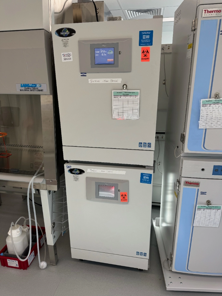 Nuaire Double Stack CO2 Incubator