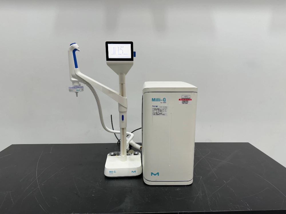 Millipore Milli-Q IQ 7000 Lab Water Purifaction System