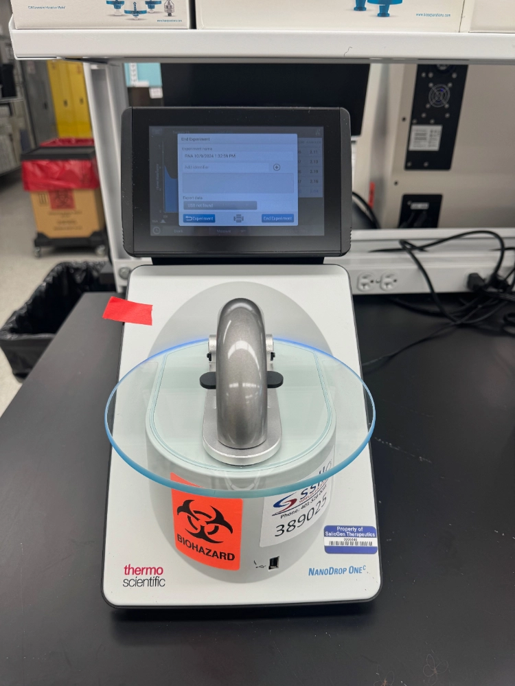 Thermo NanoDrop One UV/VIS Spectrophotometer