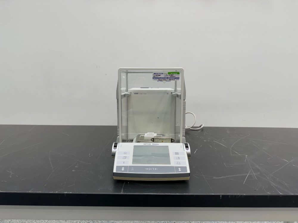 Mettler Toledo AX205 Analytical Balance