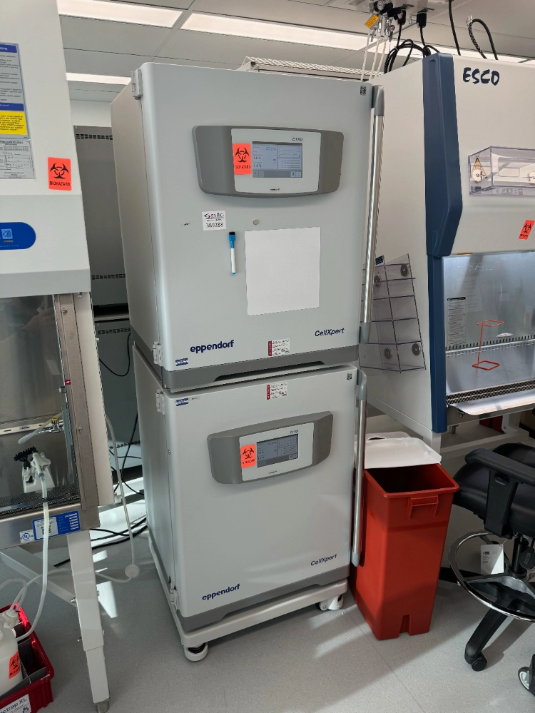 Eppendorf CellXpert C170i Double Stack CO2 Incubator