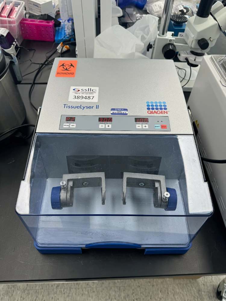 Qiagen TissueLyser Sample Disruptor Homogenizer